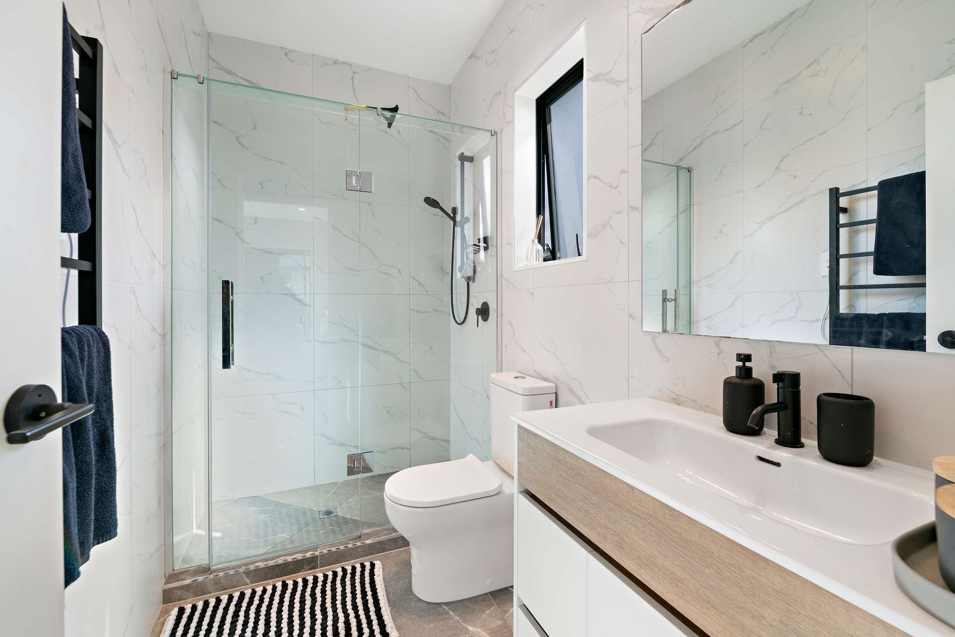 12 Vinistra Road photo 13