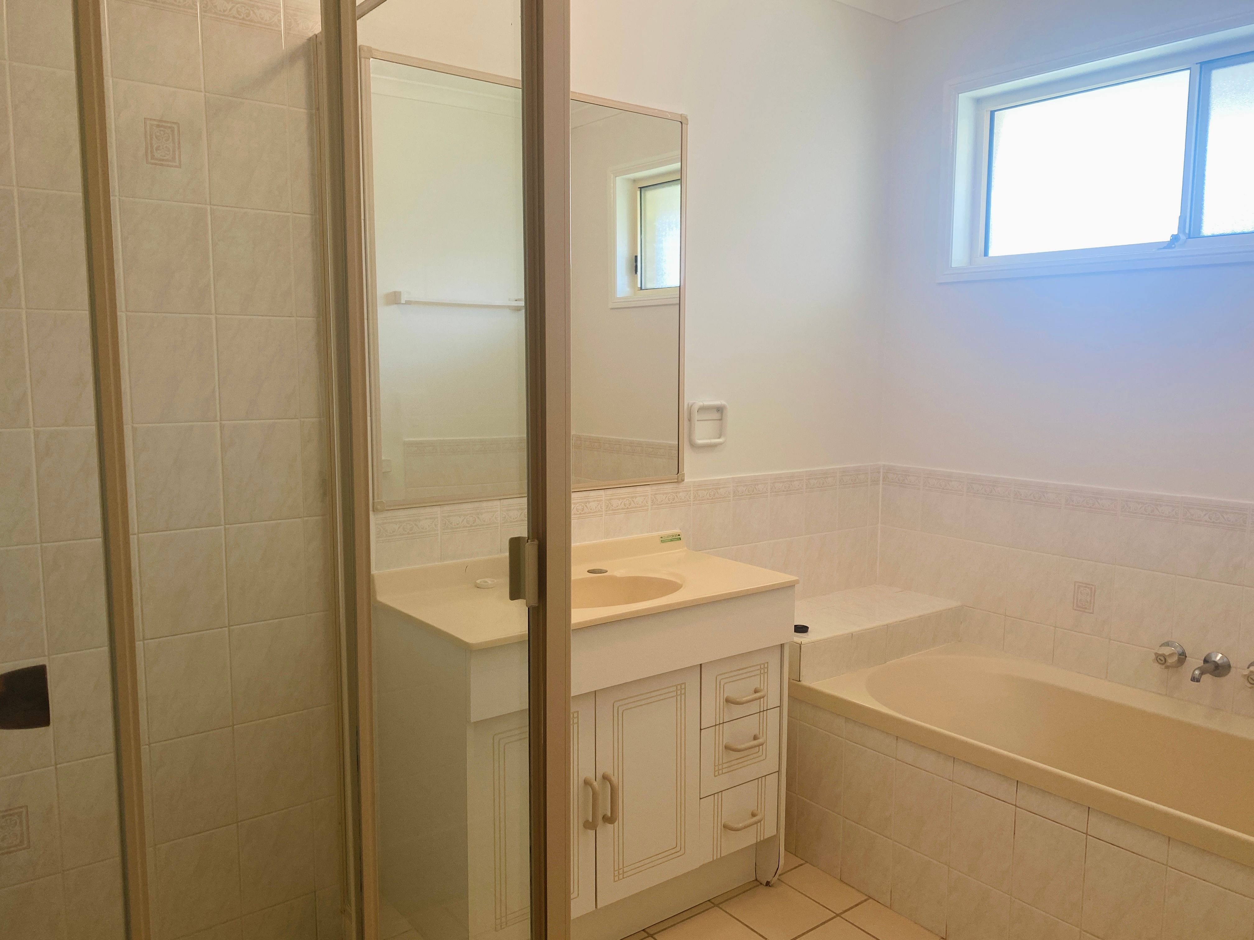 25 Merlin Drive — photo 10 of 14
