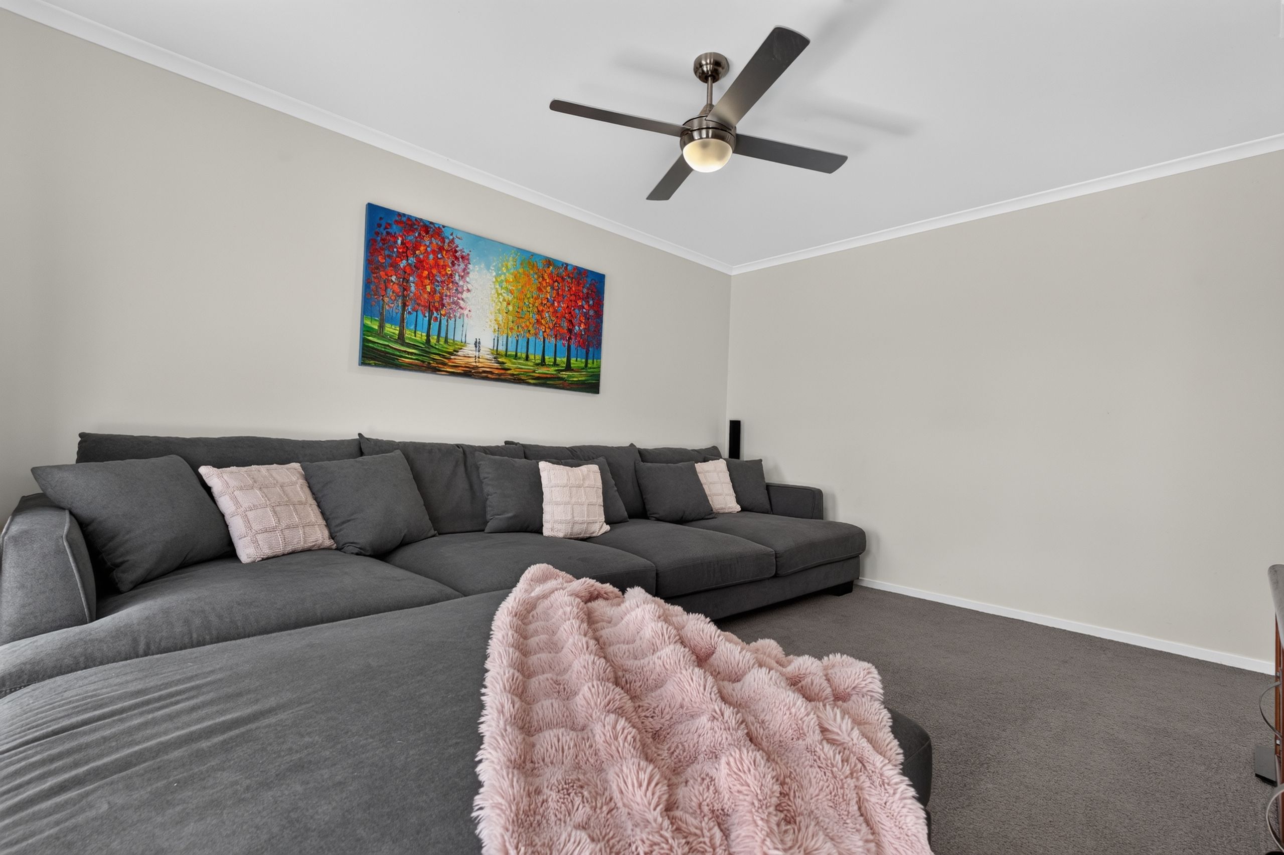7 Wakefield Road — photo 4 of 24