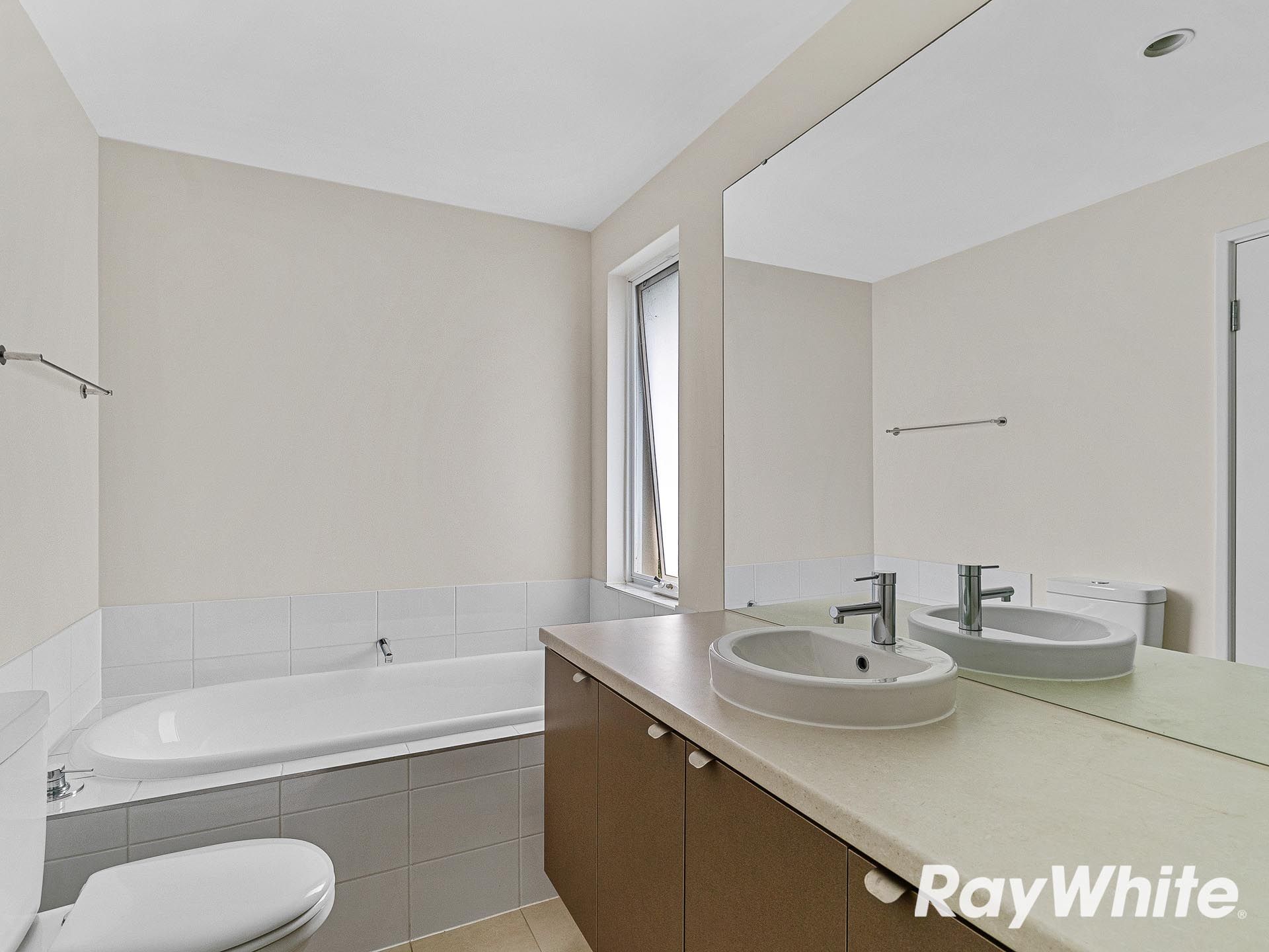 14 Whitley Place — photo 15 of 25