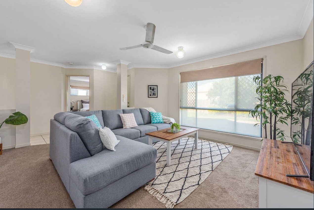 17 Leicester Court, Kippa-Ring, QLD 4021
