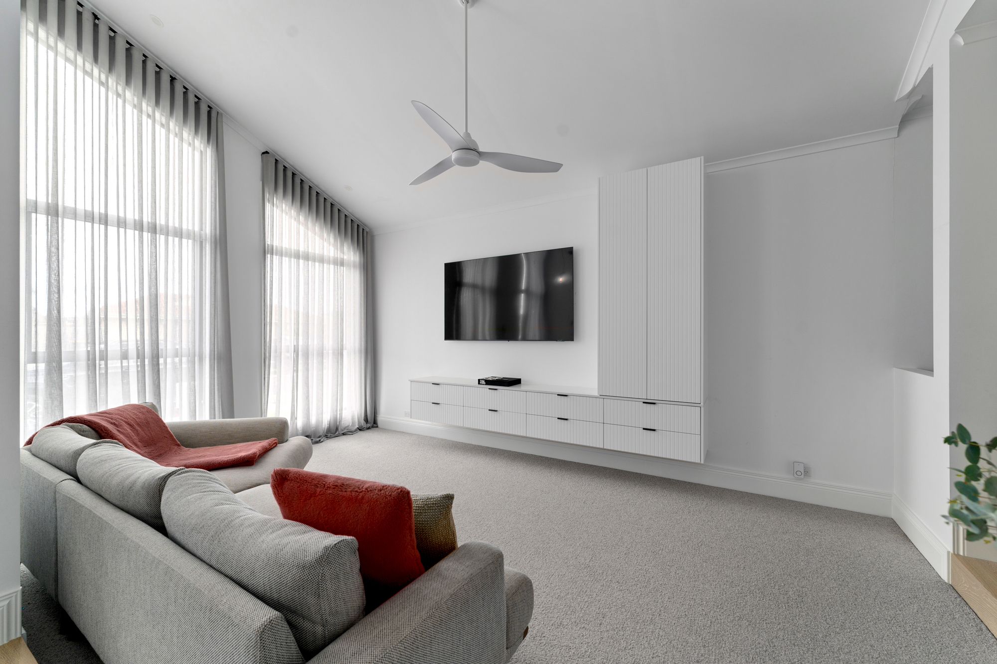 7 Cadogan Place — photo 12 of 28