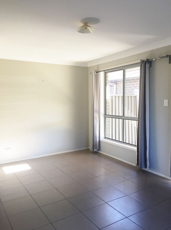 25A White Swan Avenue, Blue Haven, NSW 2262