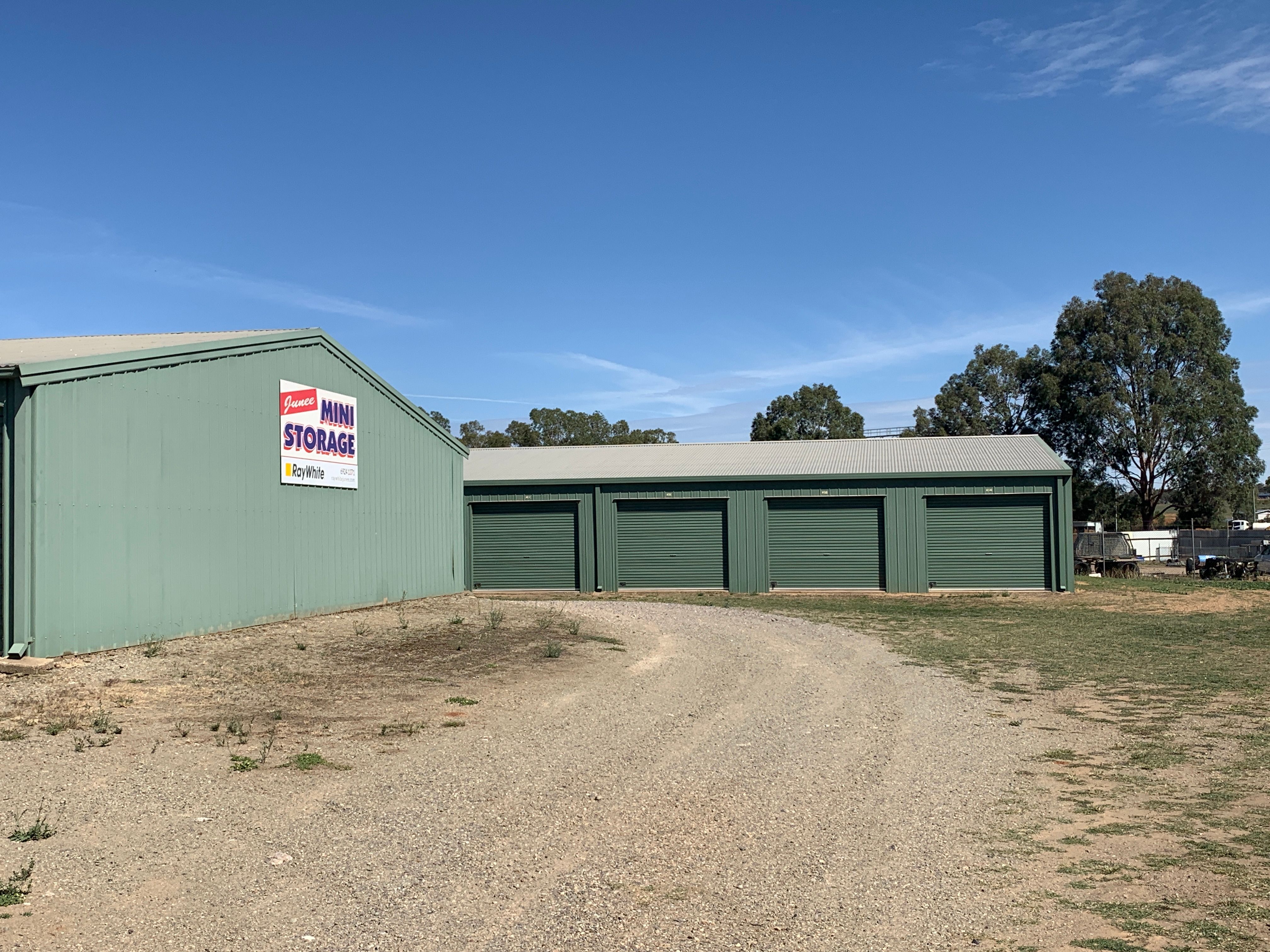 98 Queen Street (STORAGE SHEDS), JUNEE, NSW 2663