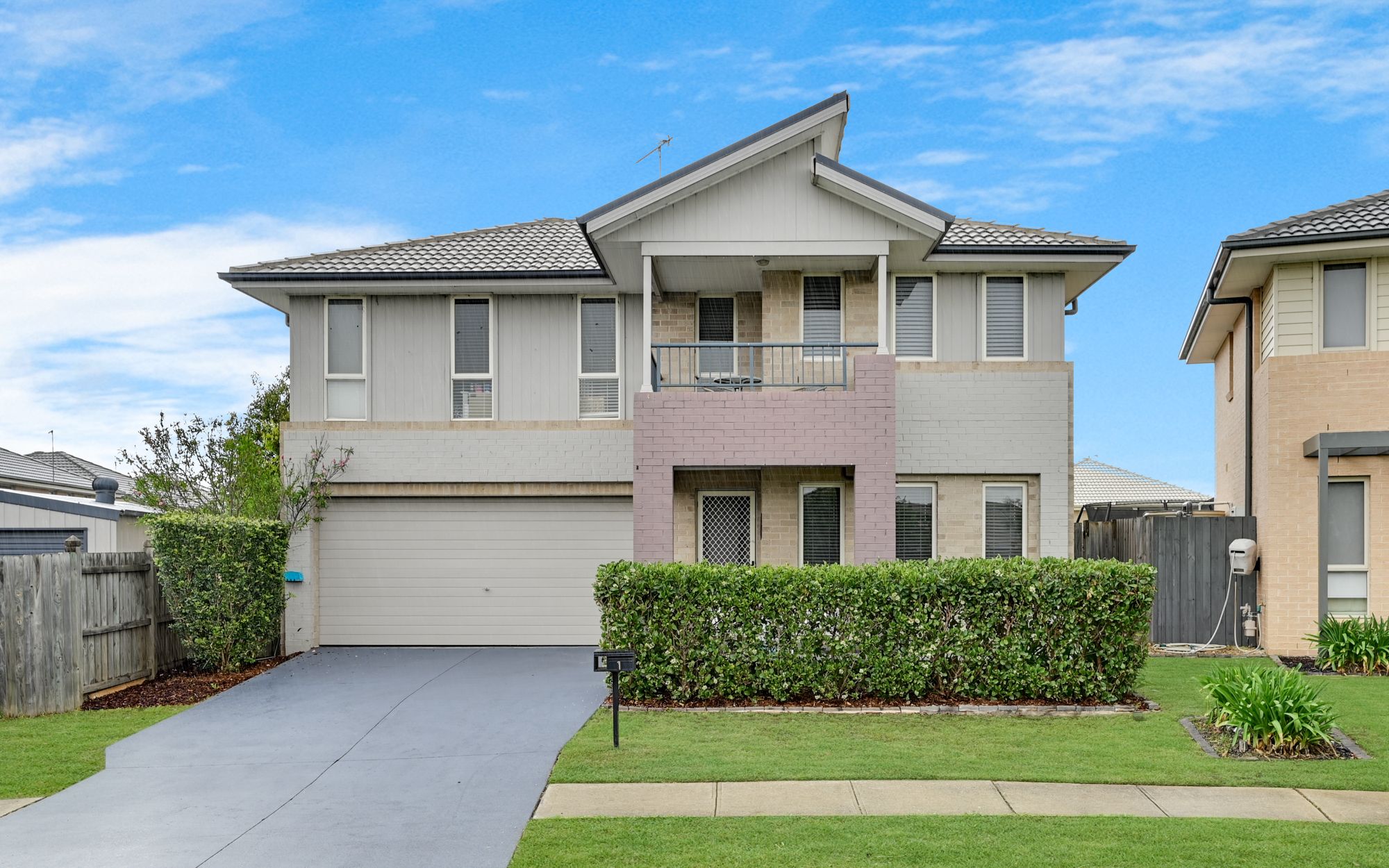 1 Longley Avenue, Elderslie NSW 2570