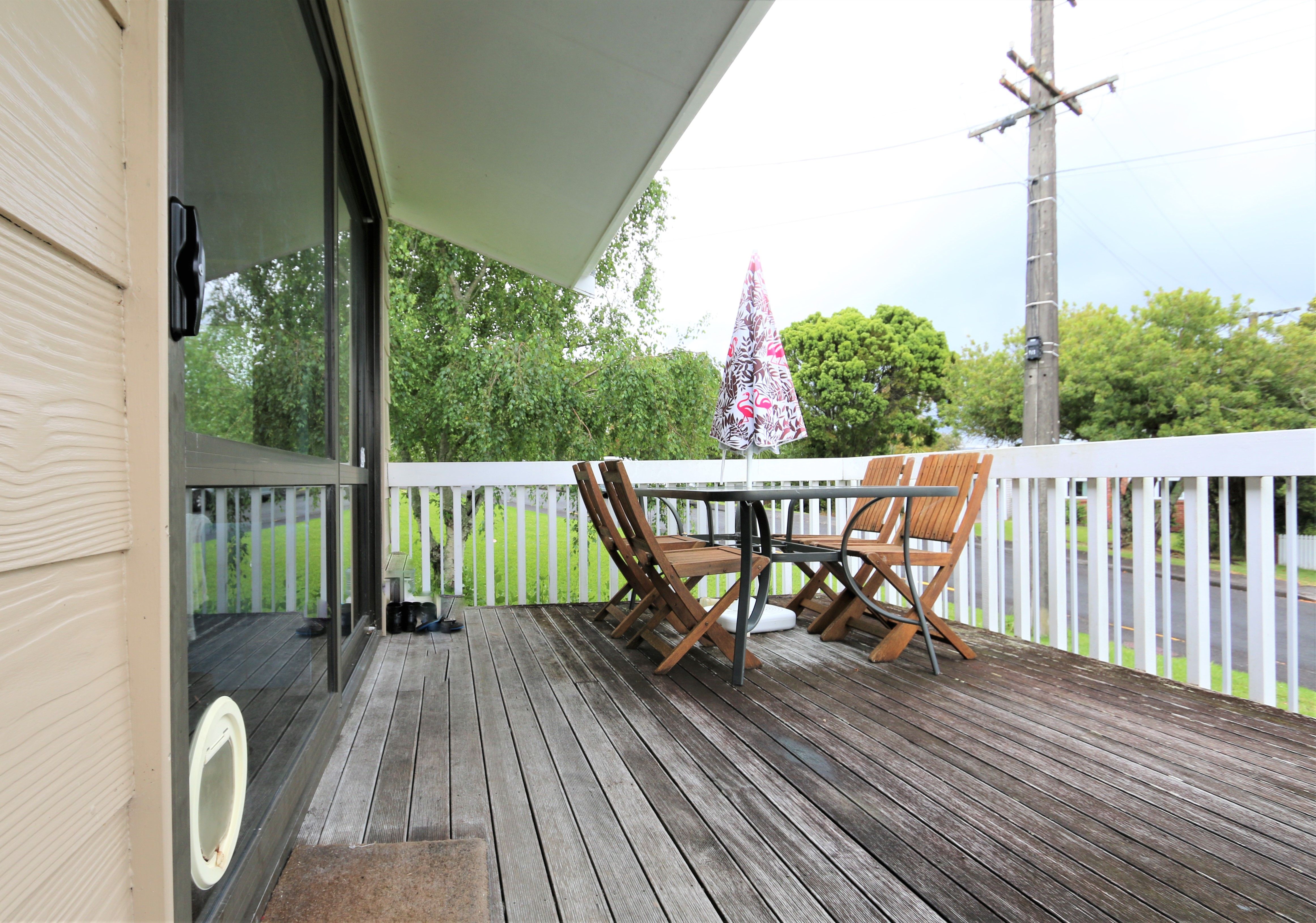 5A Deane Avenue, Titirangi, Waitakere City