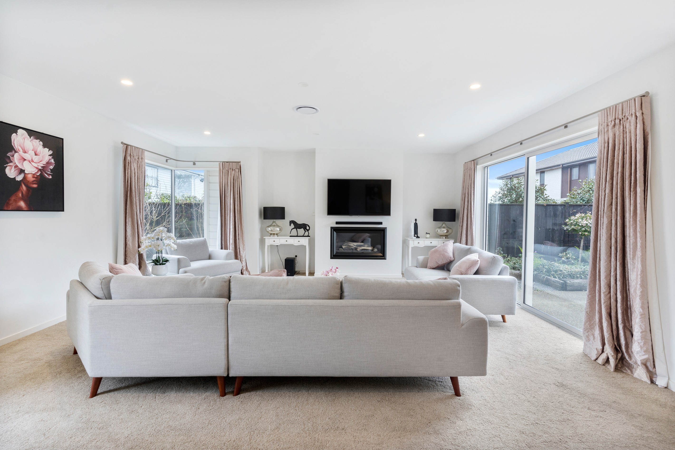 15 Canini Grove, Karaka, Franklin