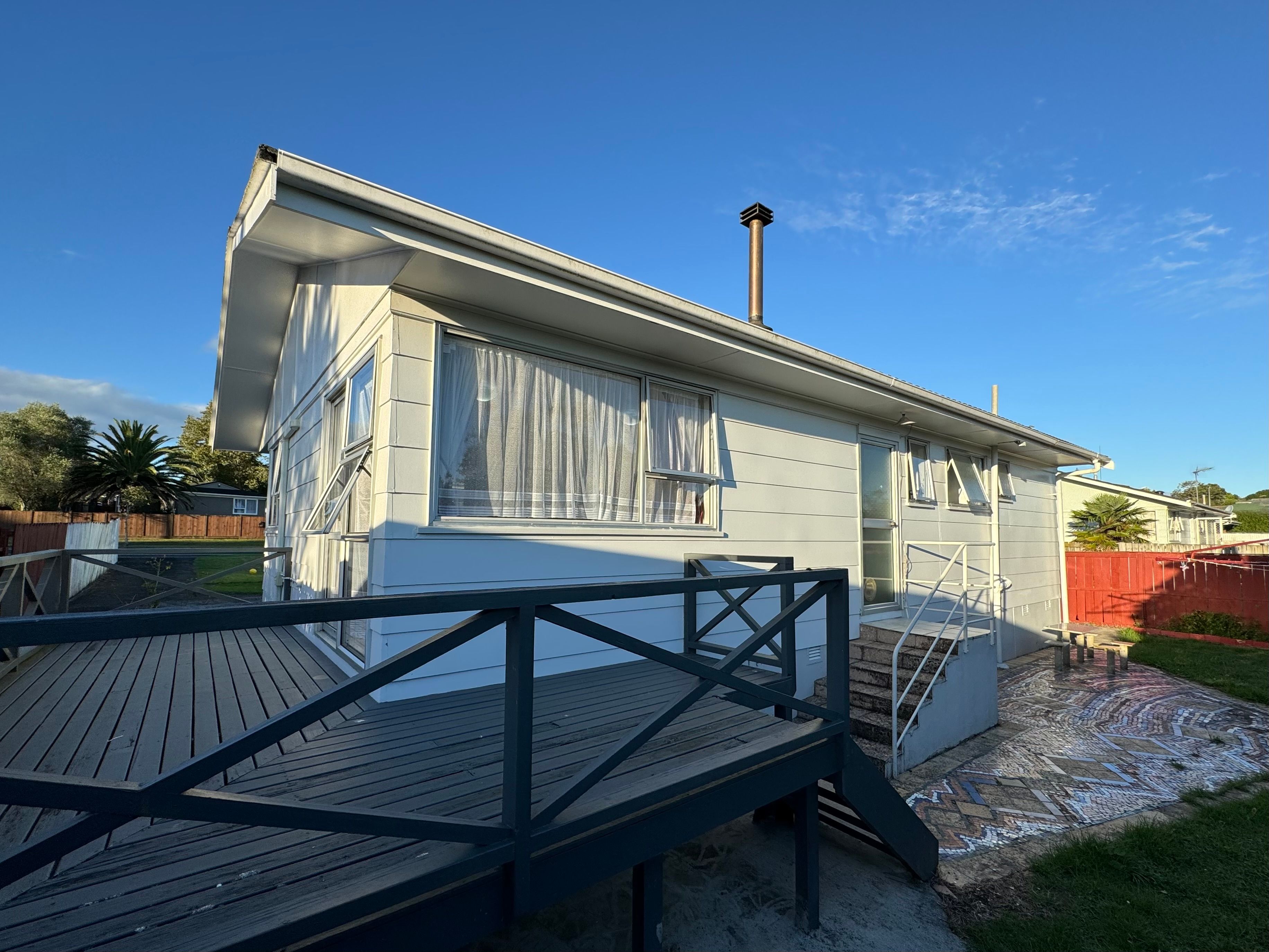 2/147 Gills Road, Half Moon Bay, Manukau City