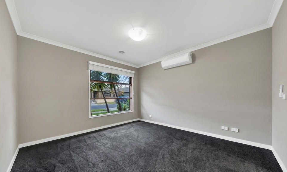 17 Ventasso Street — photo 6 of 14