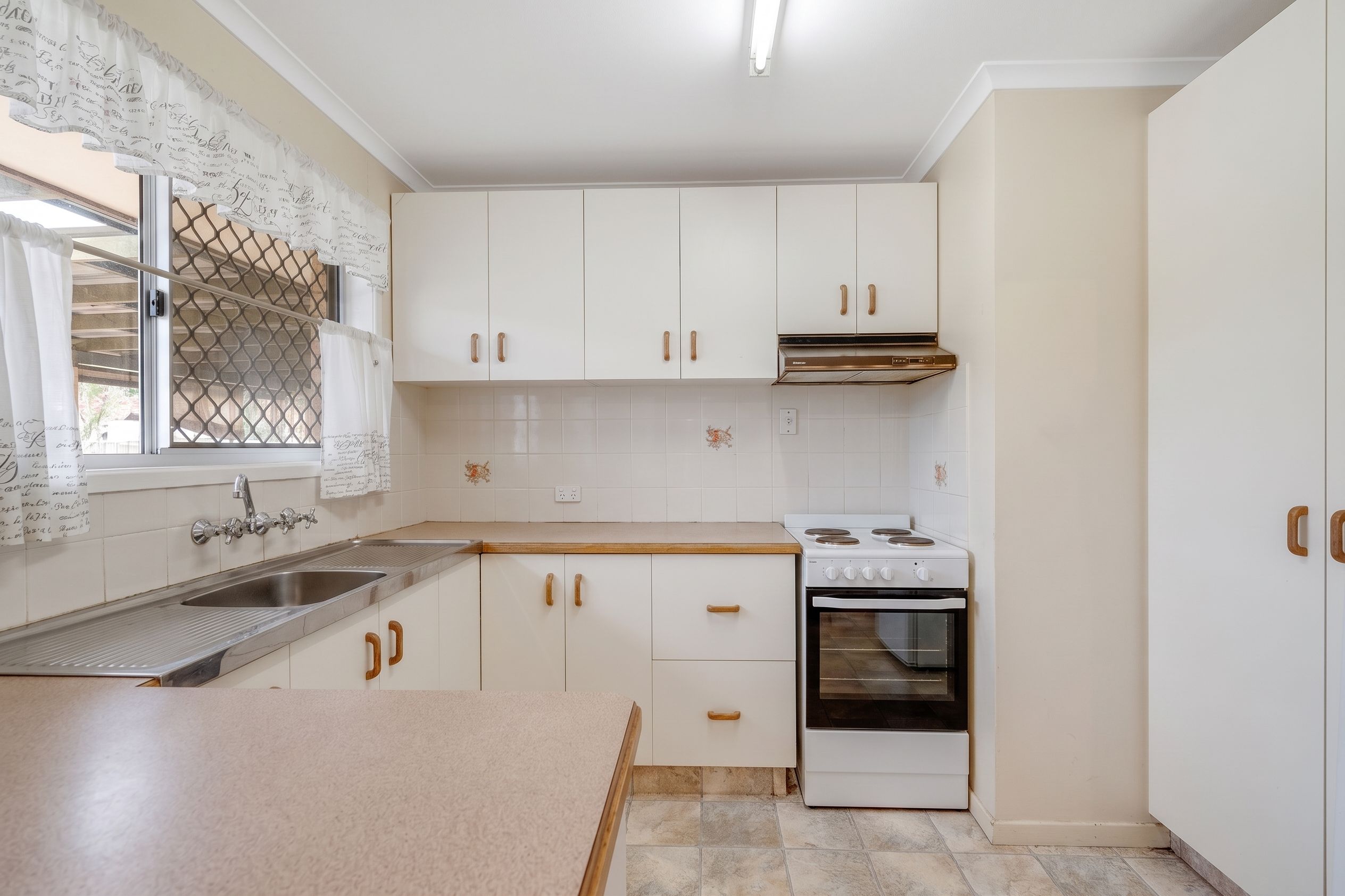 19 Queen Street — photo 3 of 12