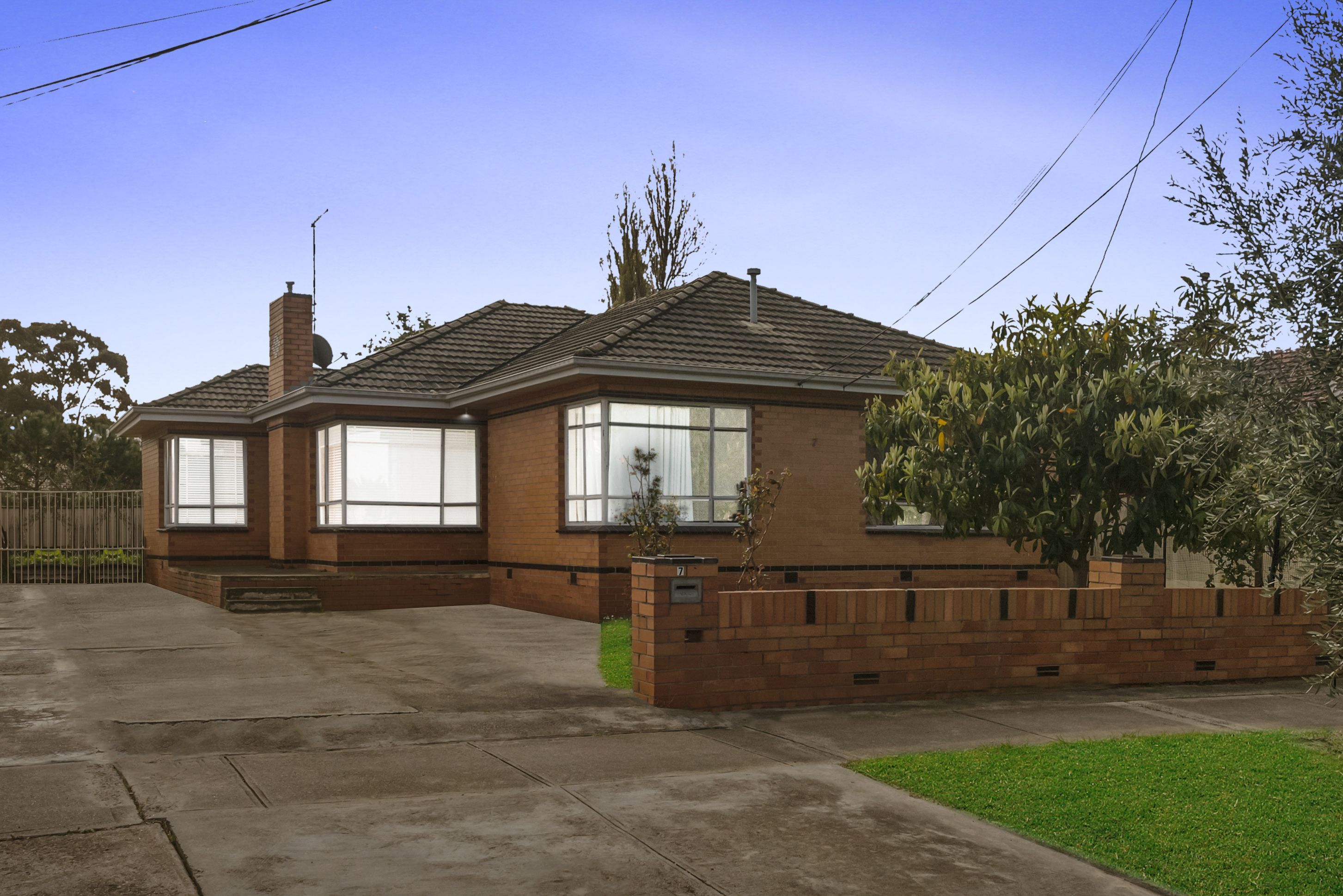 7 Errington Road, St Albans VIC 3021