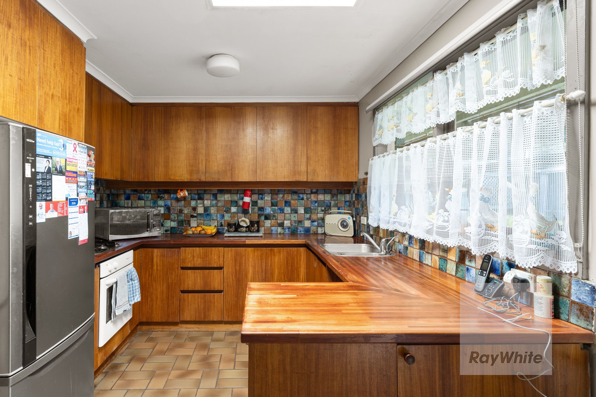 40 Japonica Street — photo 5 of 10