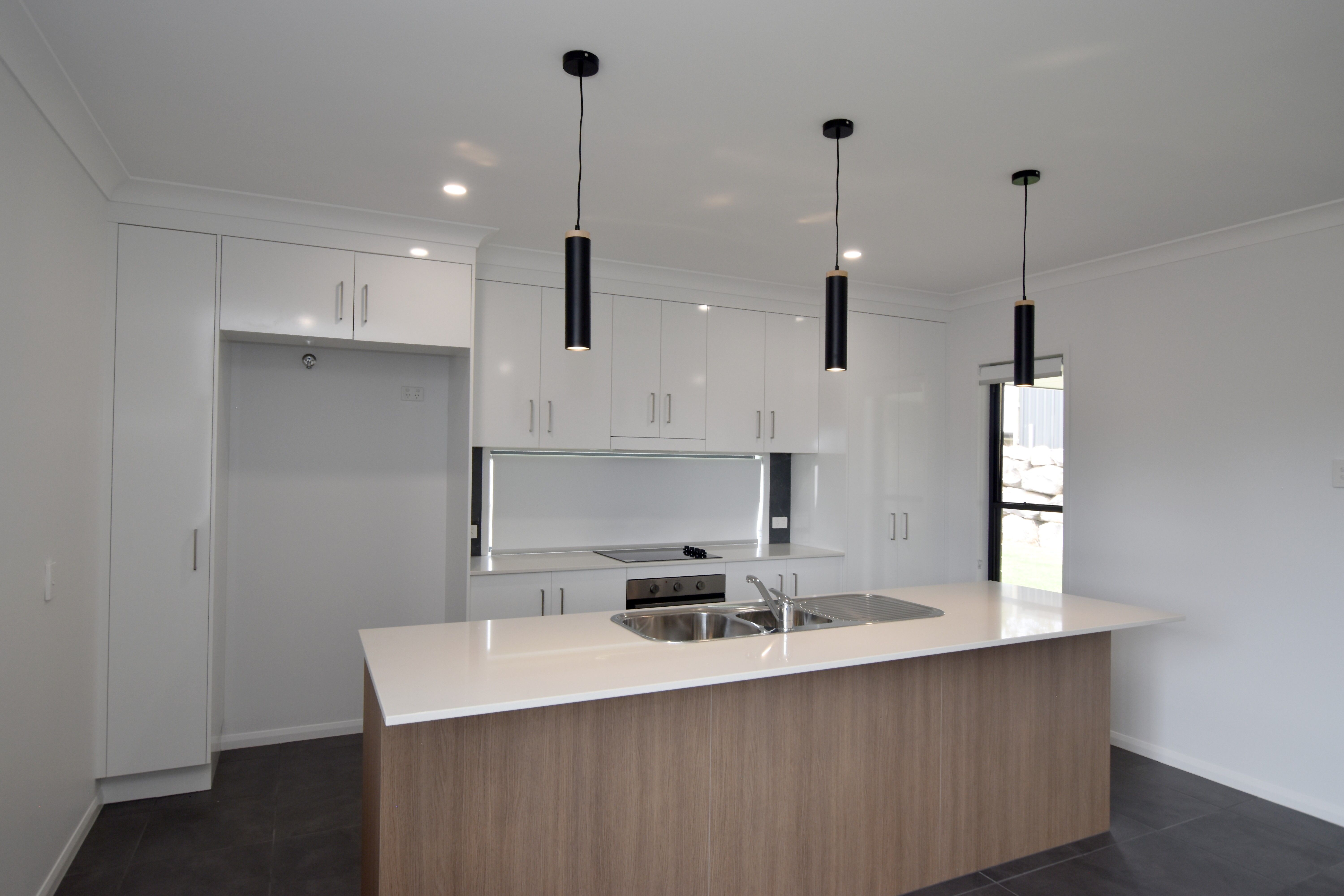 5 Boondooma Court, Boyne Island, QLD 4680
