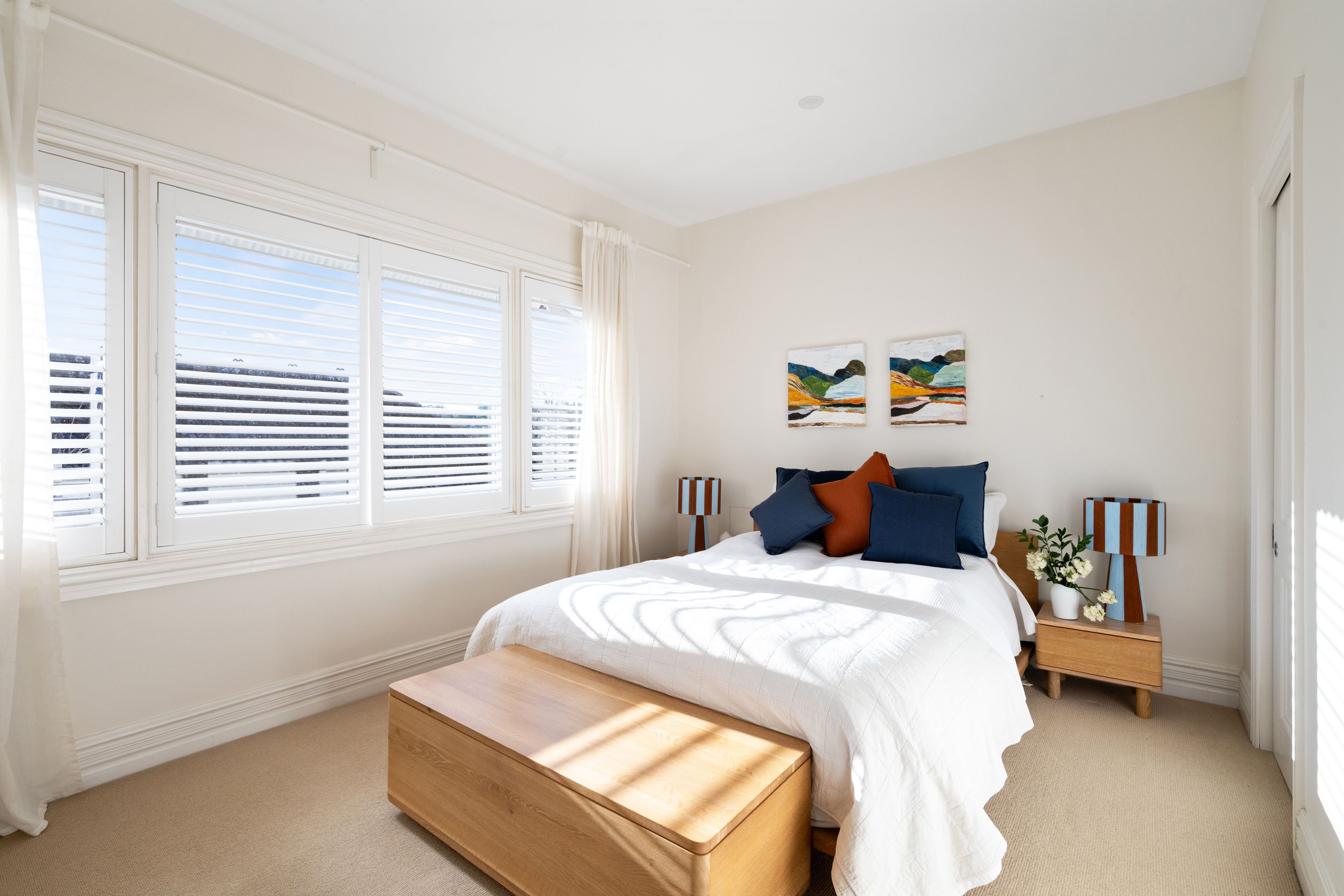 6 Canrobert Street — photo 11 of 15