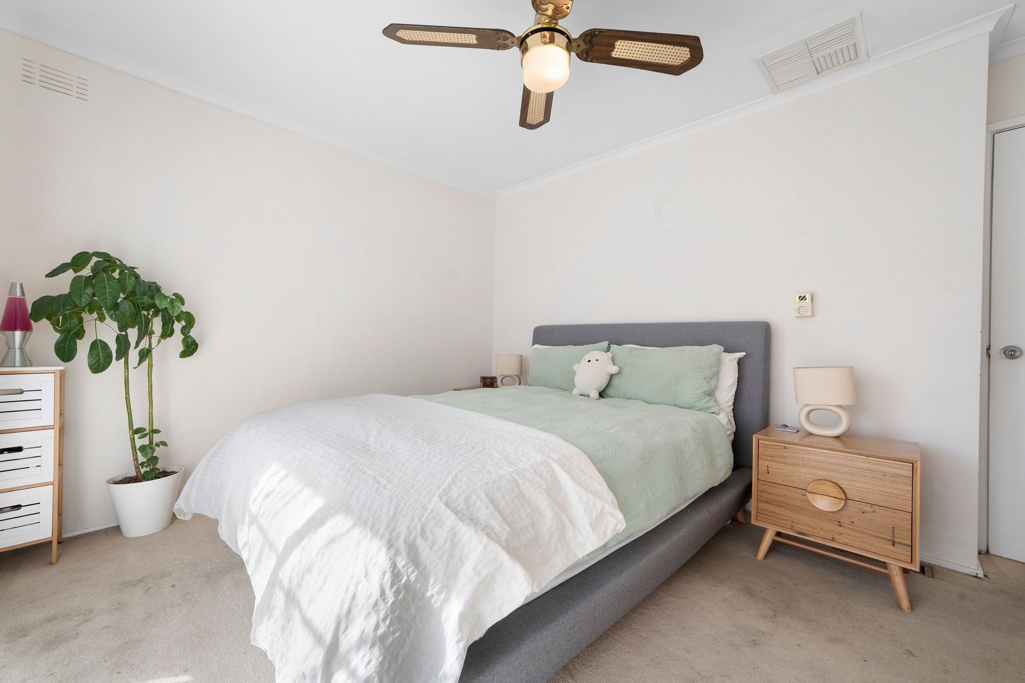 36 Mangana Drive — photo 9 of 19
