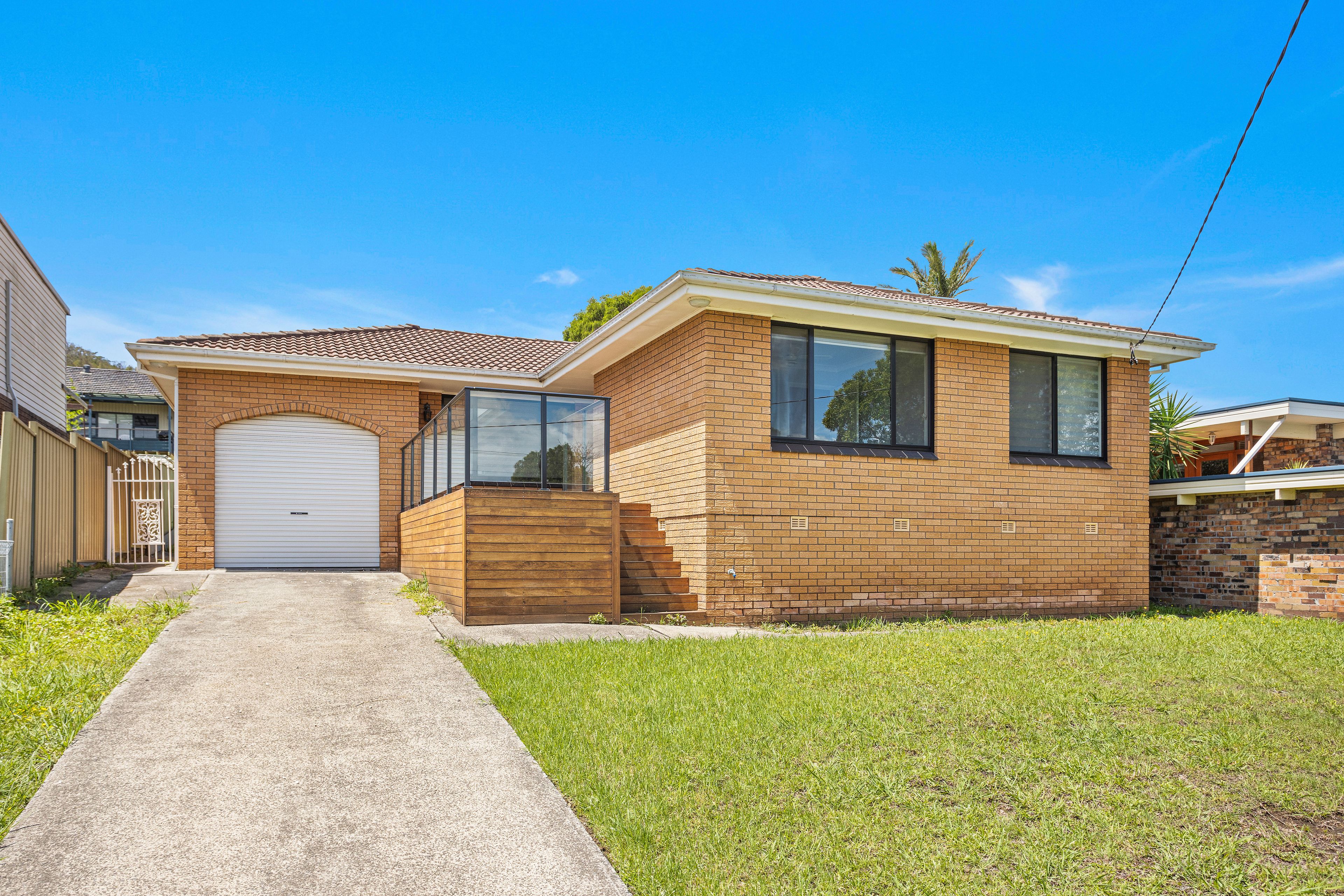 35 Henricks Parade, Mount Warrigal, NSW 2528