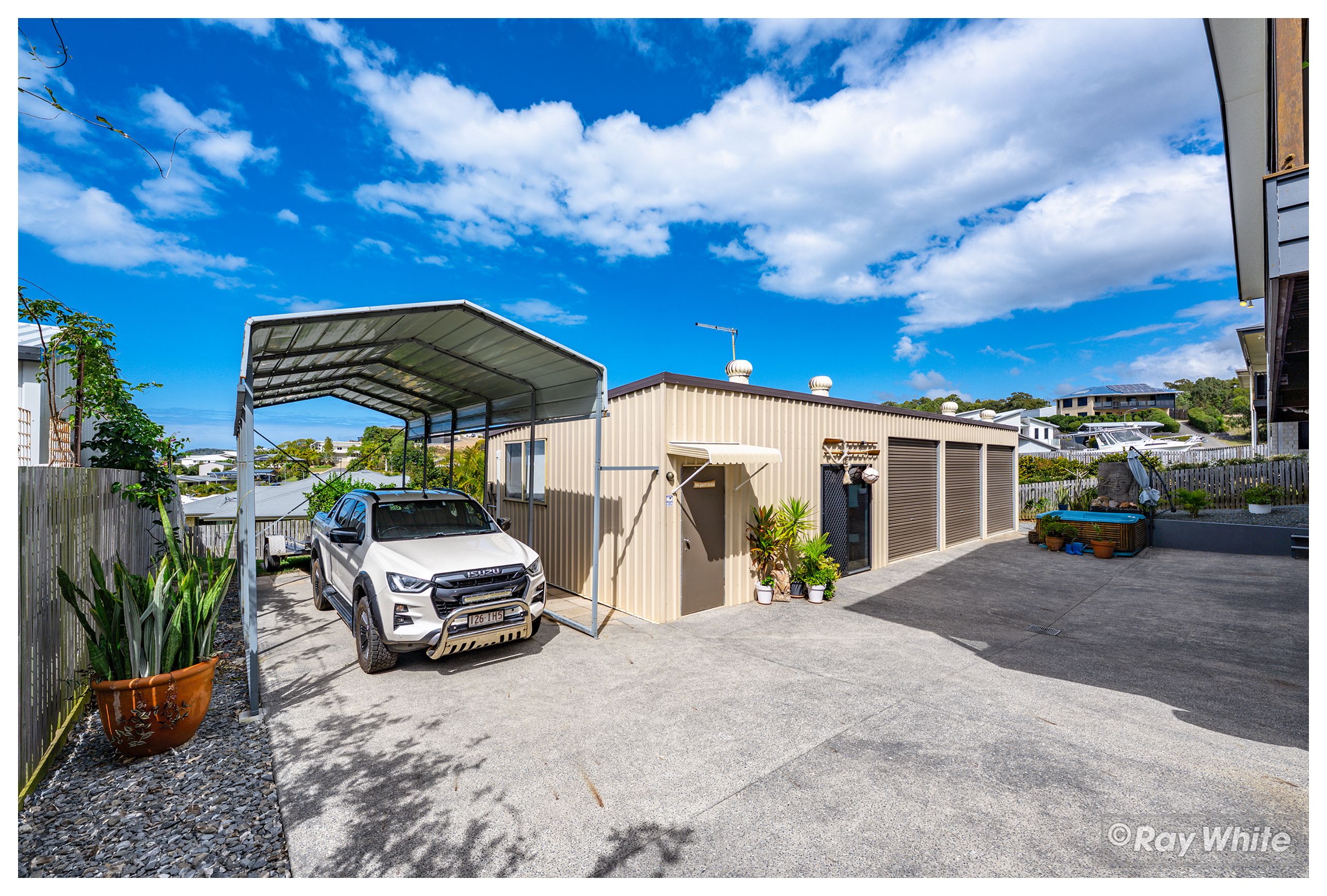 17 Lexington Drive, Lammermoor, QLD 4703