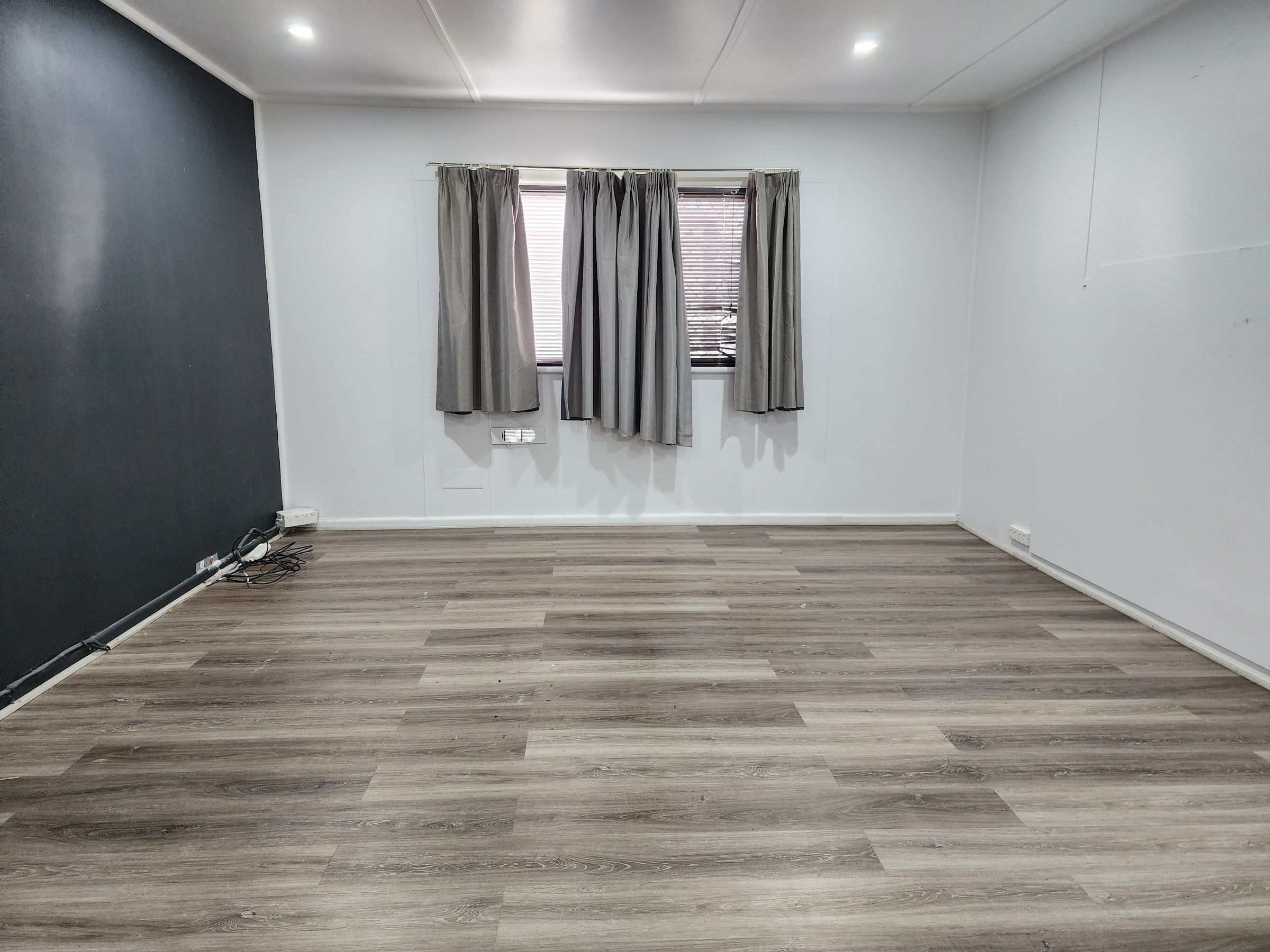 2A Cluden Close — photo 4 of 5