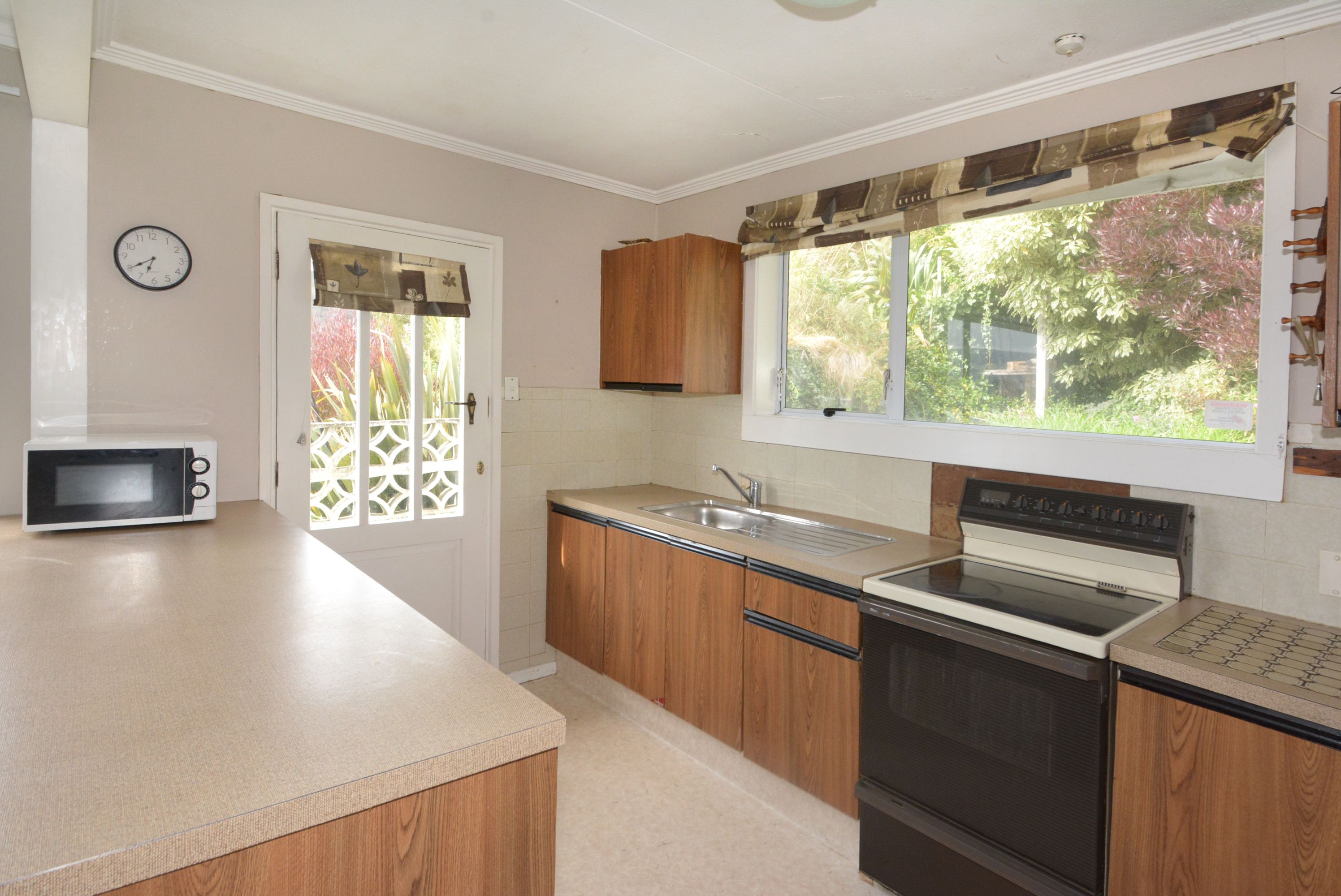 80 Skibo Street, Kew, Dunedin City 9012 - House for Rent - Ray White ...