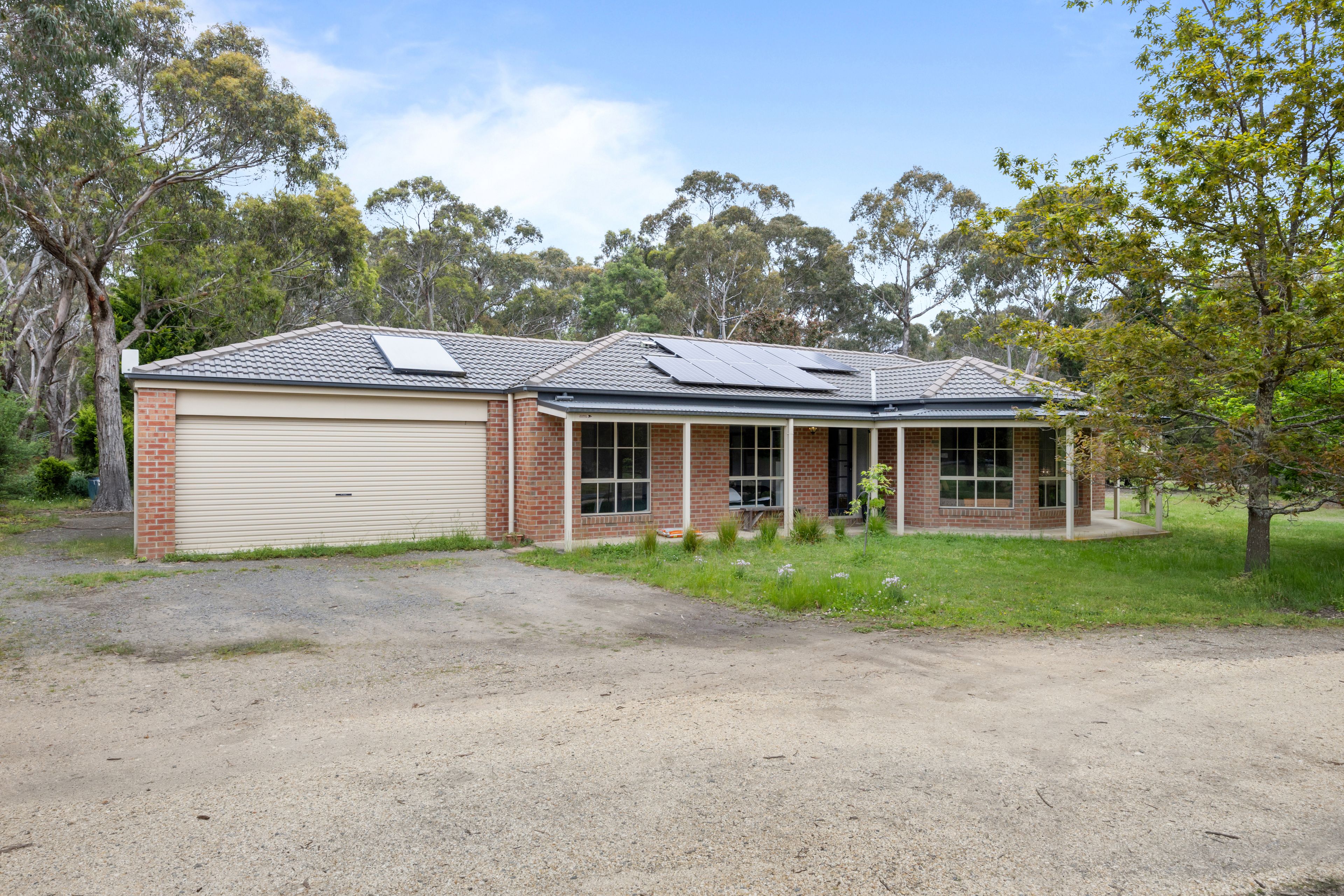 19 Victoria Road, Scarsdale, VIC 3351