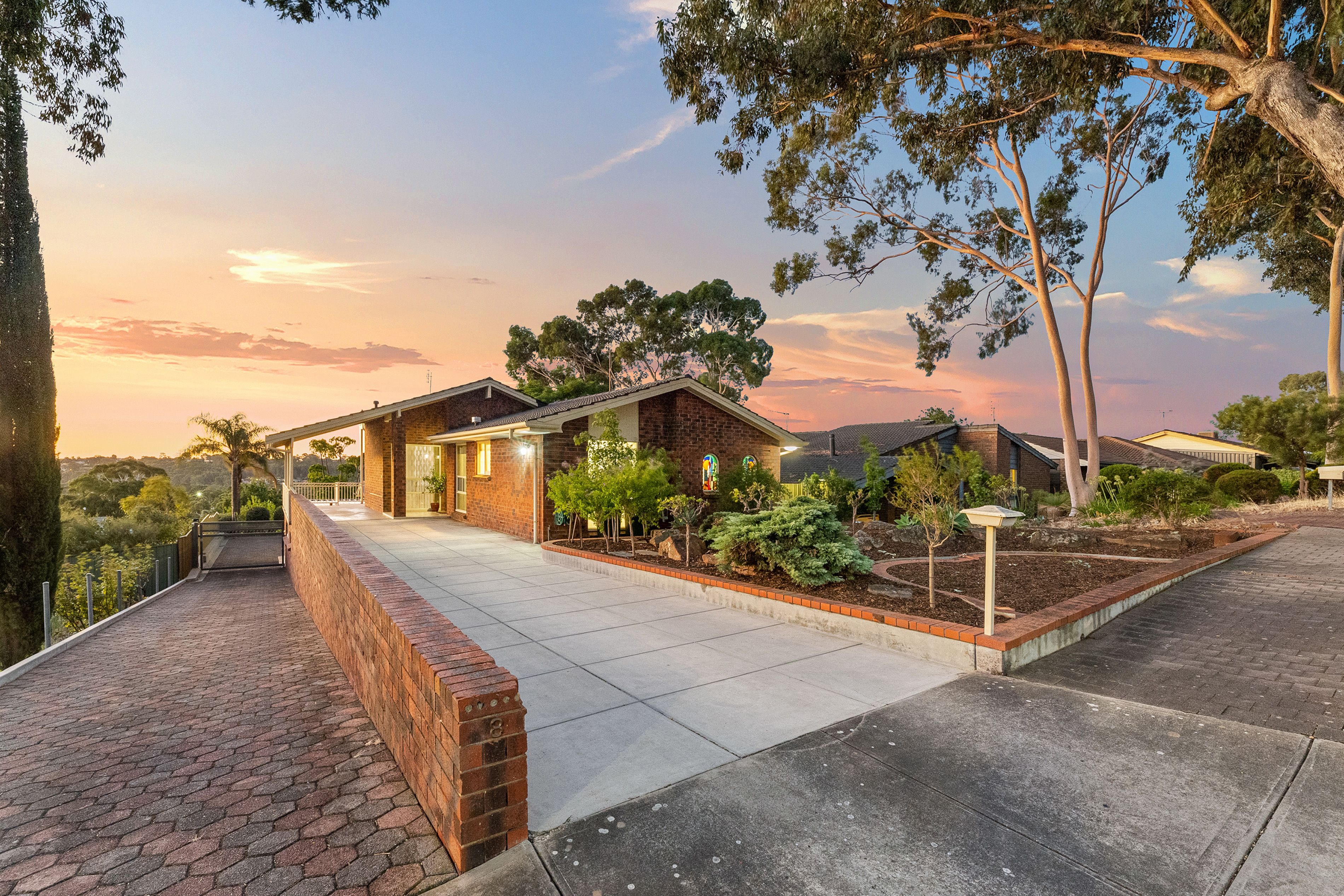 8 Hutchinson Avenue, Athelstone, SA 5076