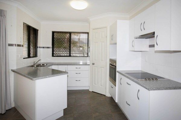69 Feeney Avenue, Rasmussen, QLD 4815