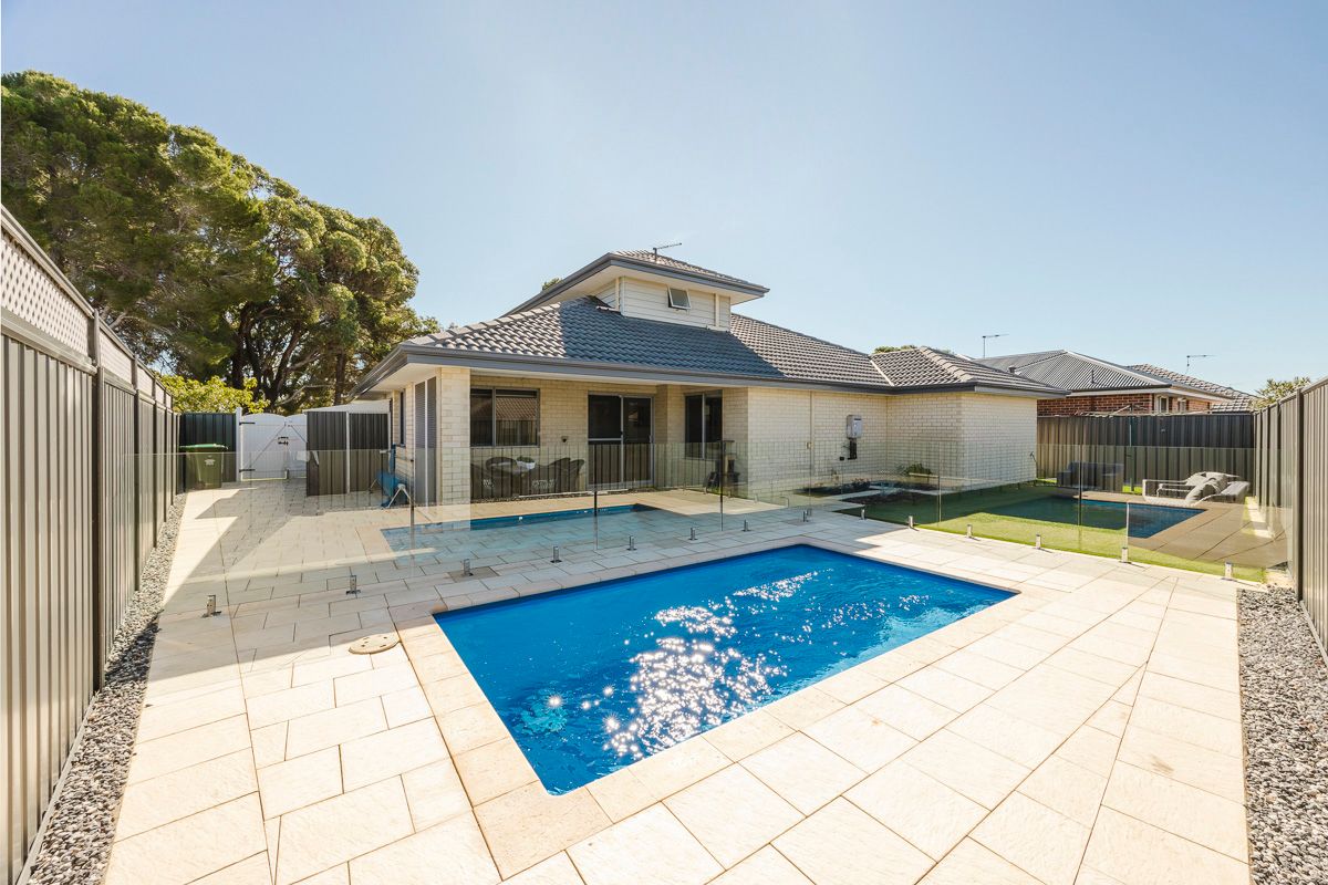 4 Birdie Grove, Yanchep, WA 6035