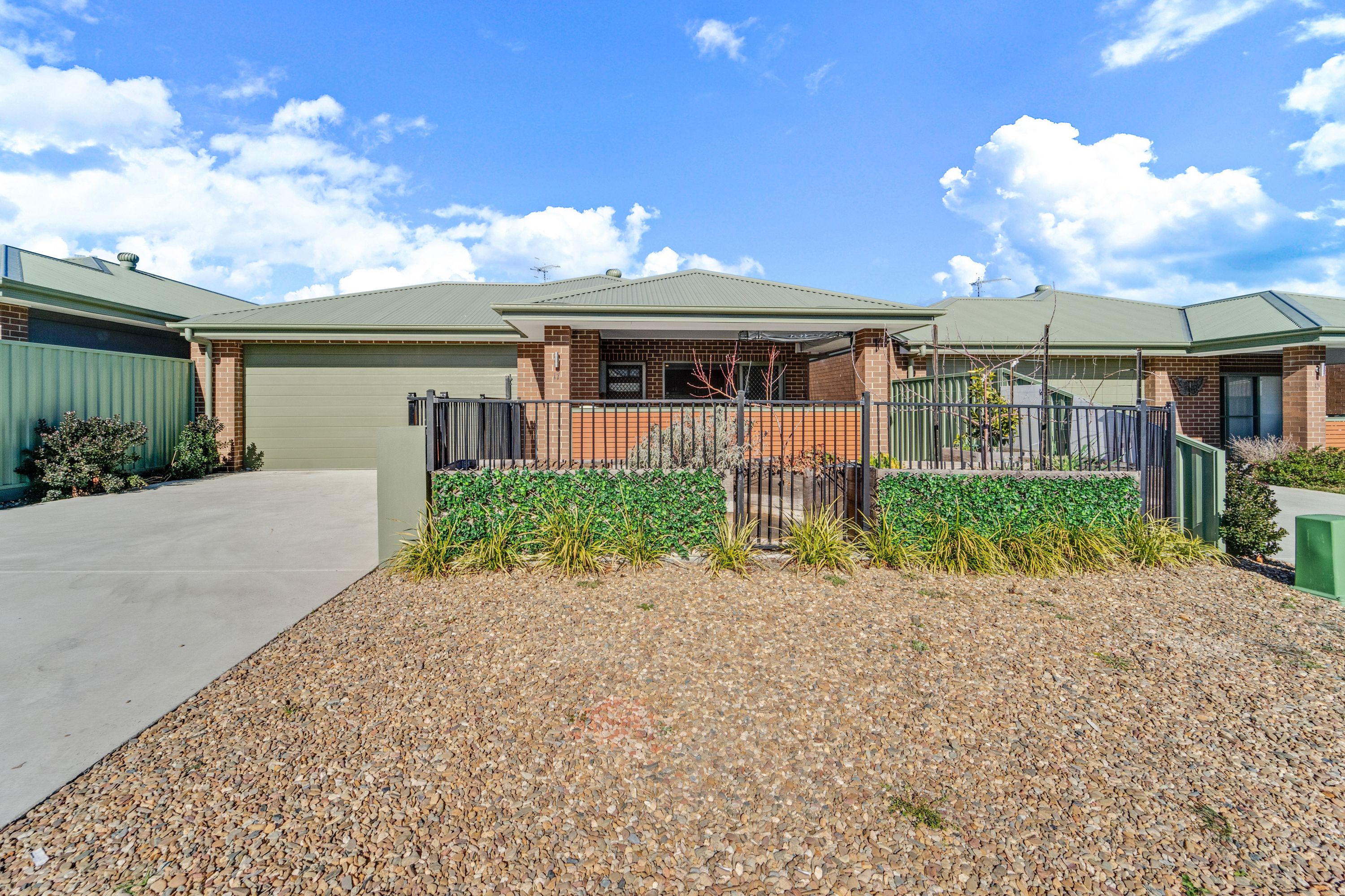 17/65 Forster Street, Bungendore, NSW 2621 Townhouse for Sale Ray