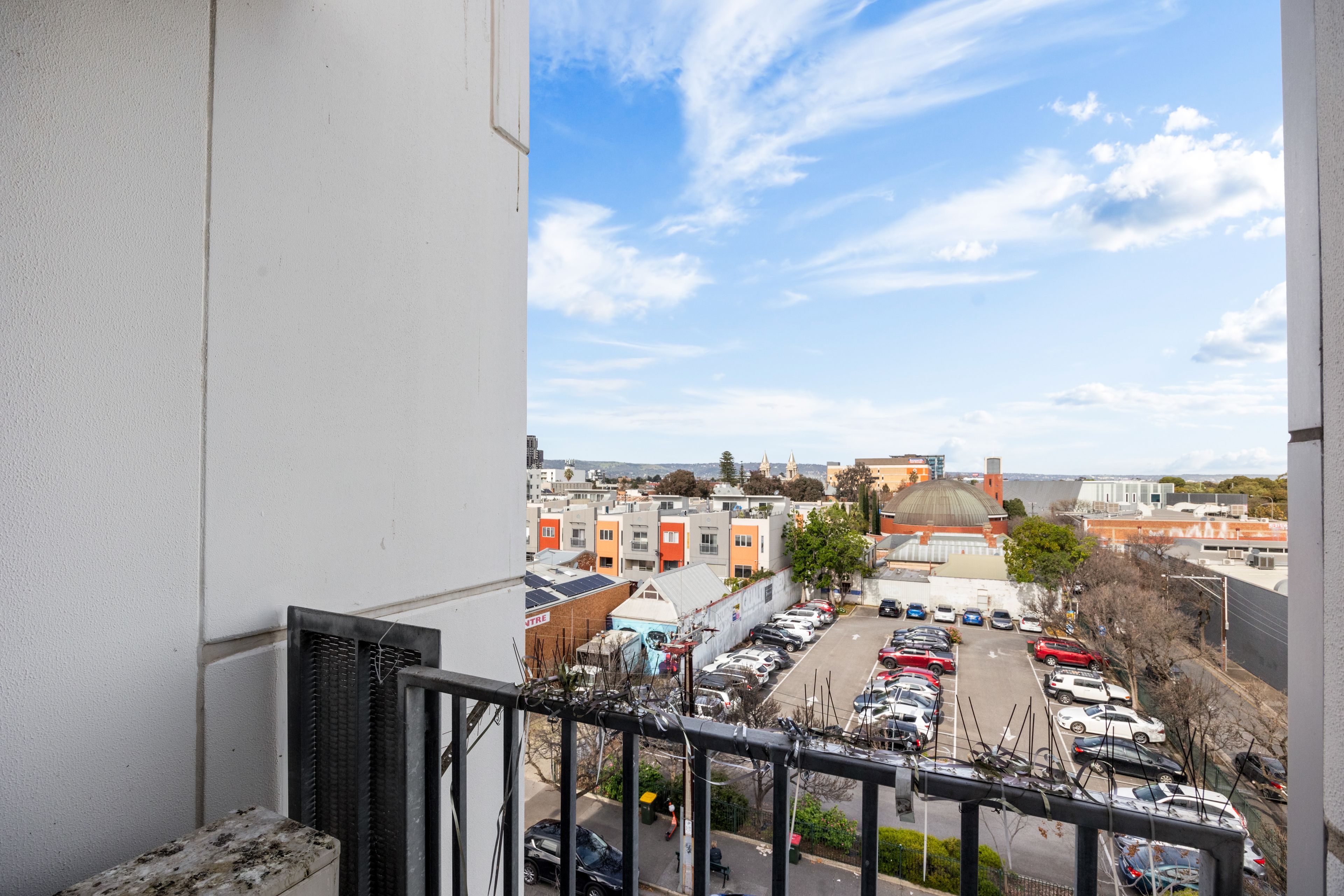425/304 Waymouth Street — photo 10 of 24