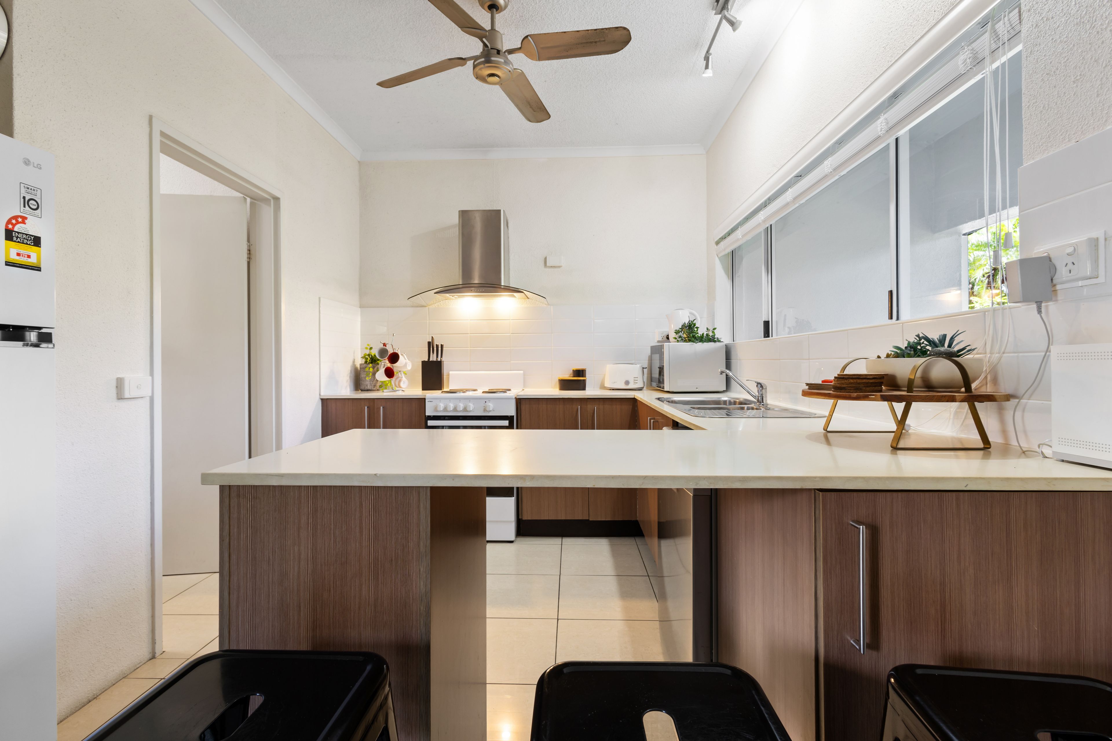 1/121-137 Port Douglas Road — photo 7 of 28