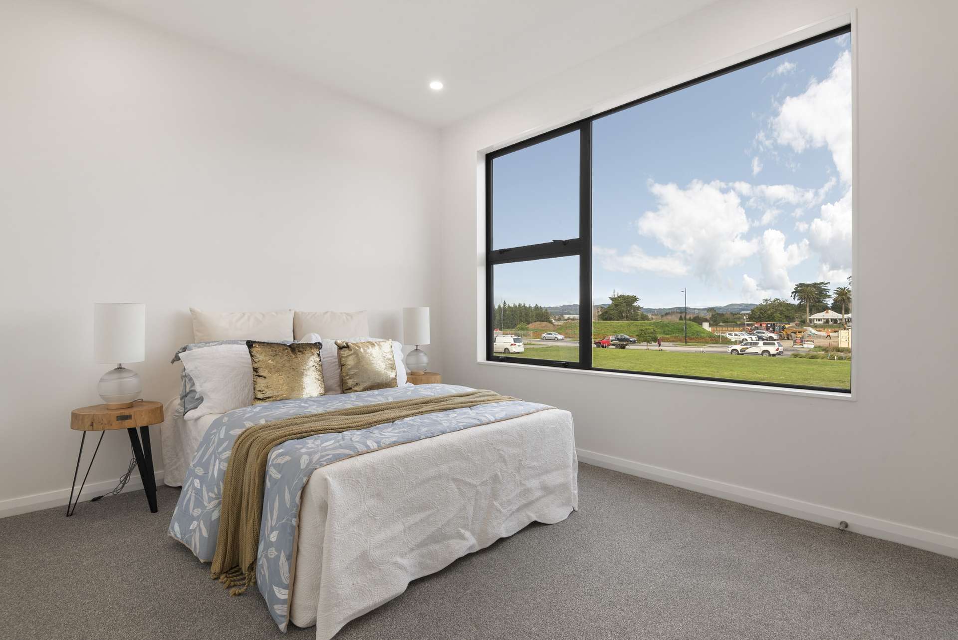 31 Burberry Heights photo 24