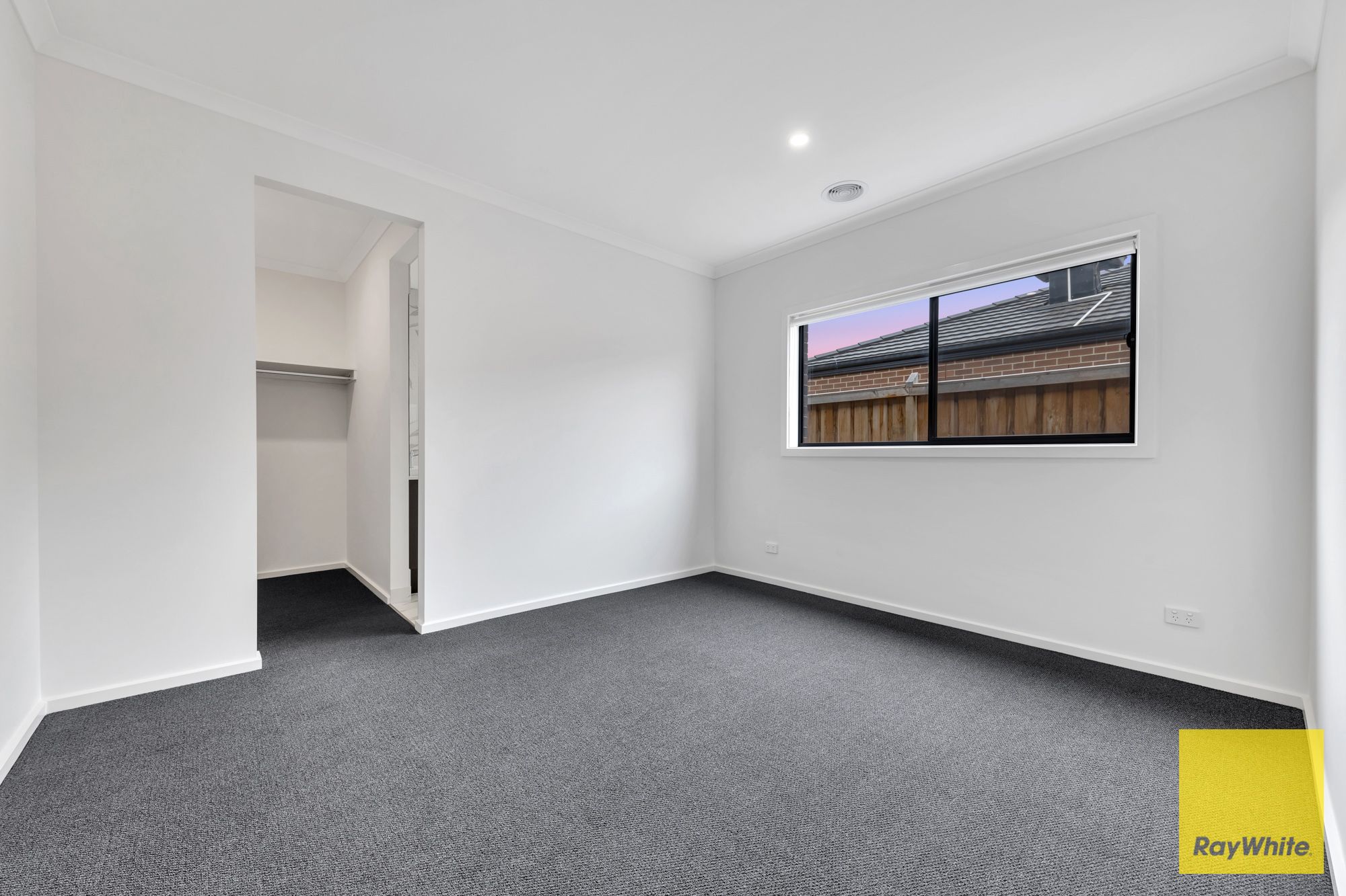 3 Camelon Avenue — photo 8 of 14