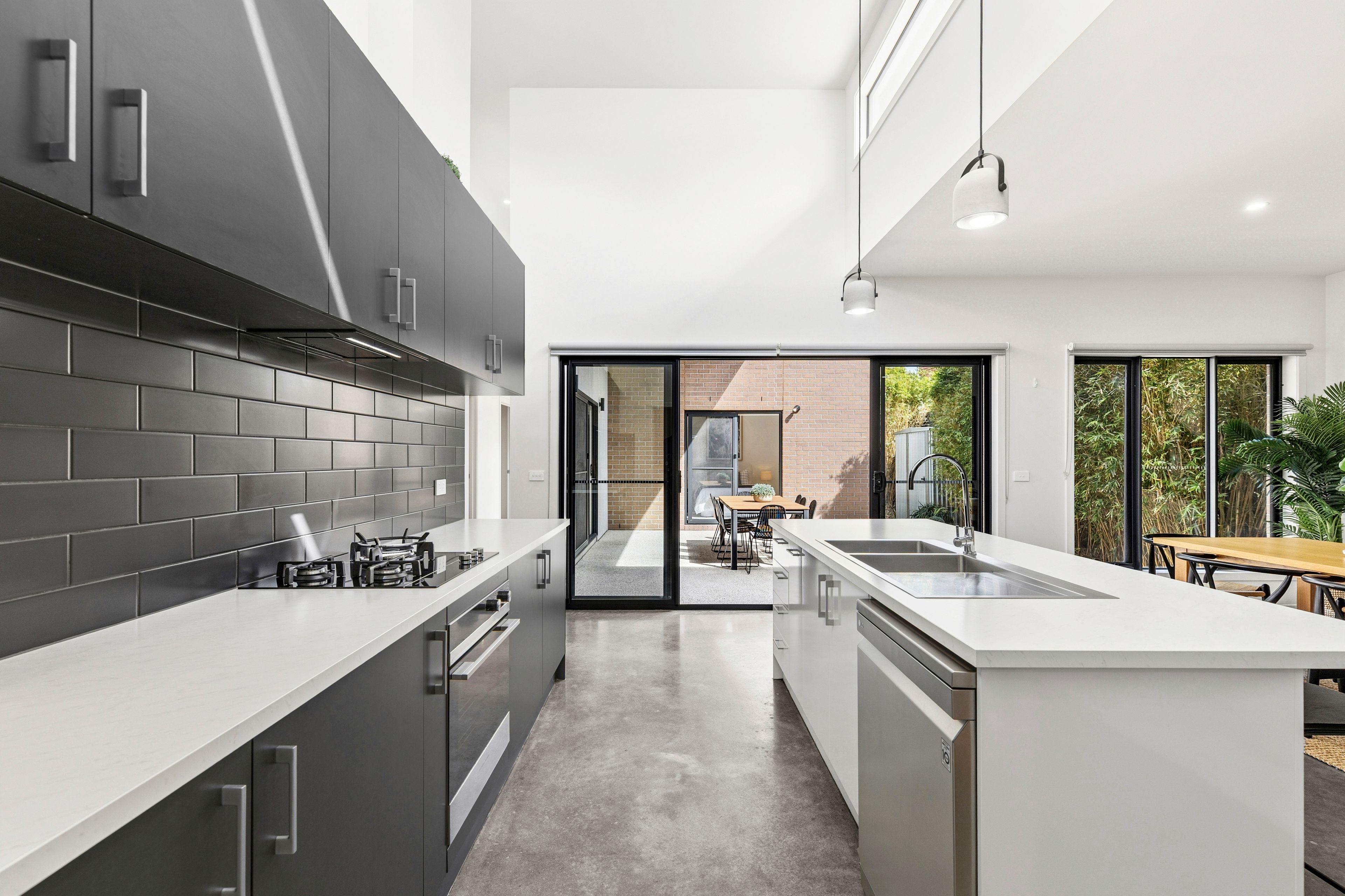 2/26 Settlement Road — photo 5 of 12