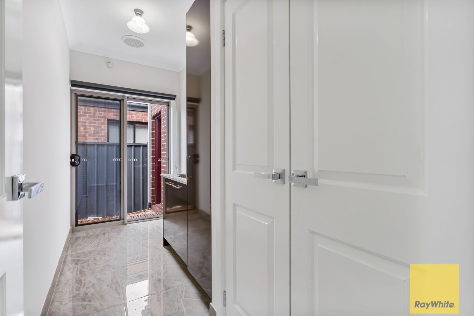 5 Eaglevale Road, WEIR VIEWS, VIC 3338