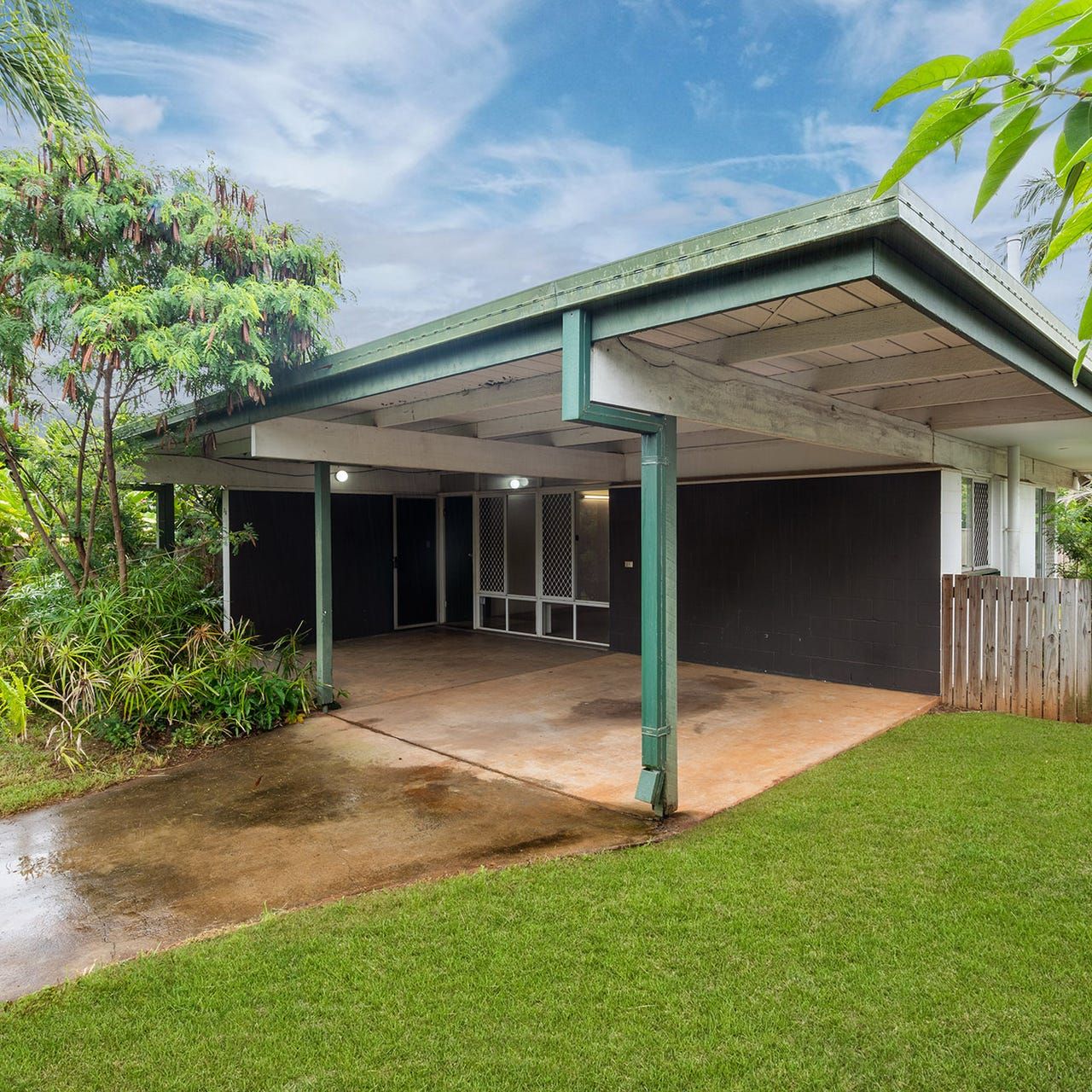 28 Mulgowie Street — photo 7 of 7