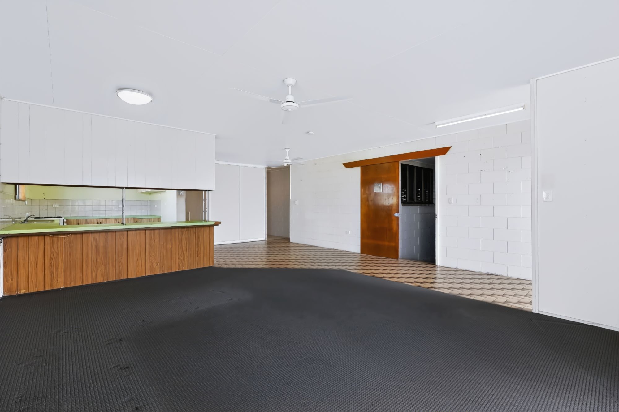 15 Kruckow Street — photo 6 of 22