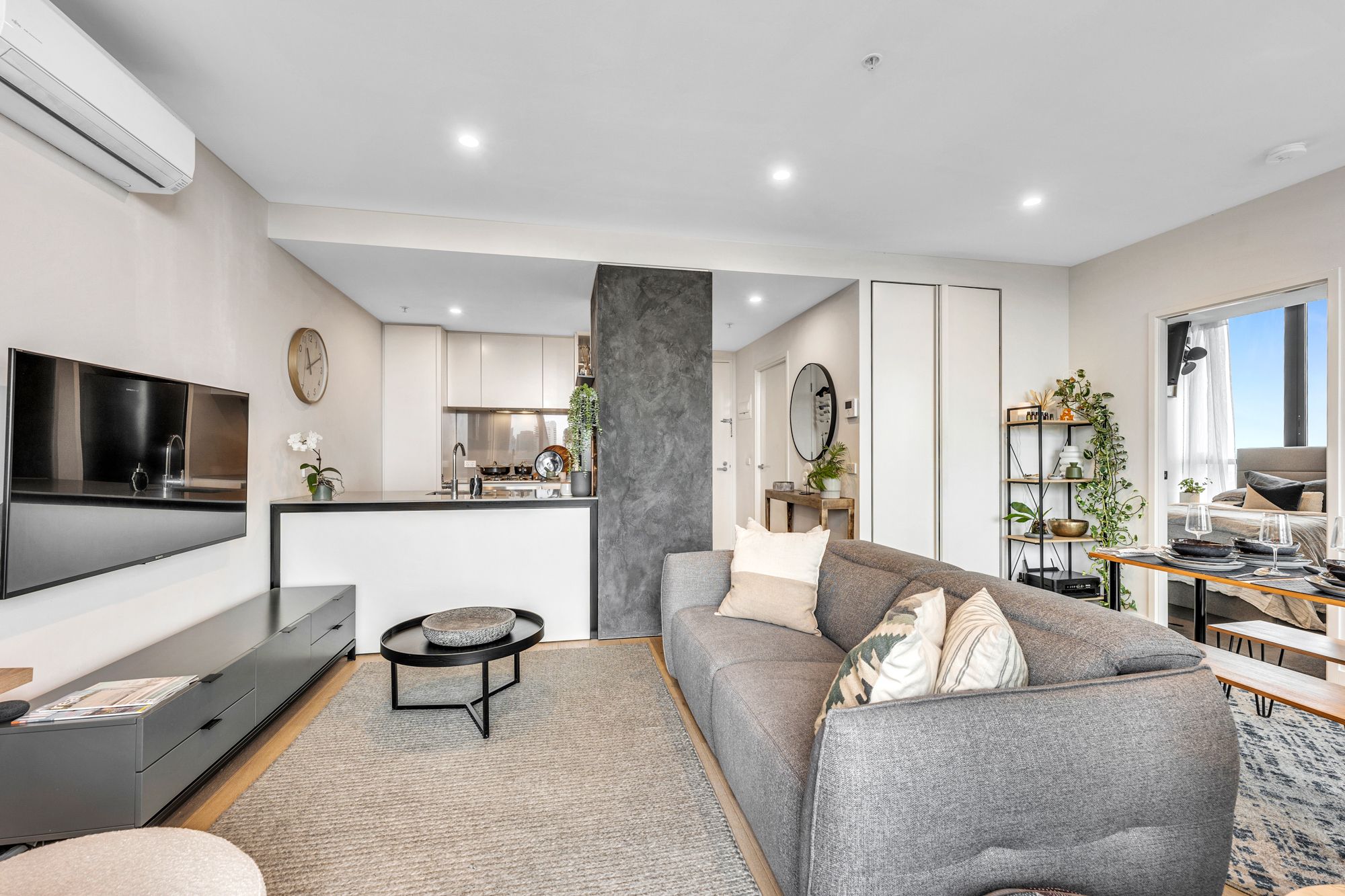 1502/89 Gladstone Street, South Melbourne, VIC 3205