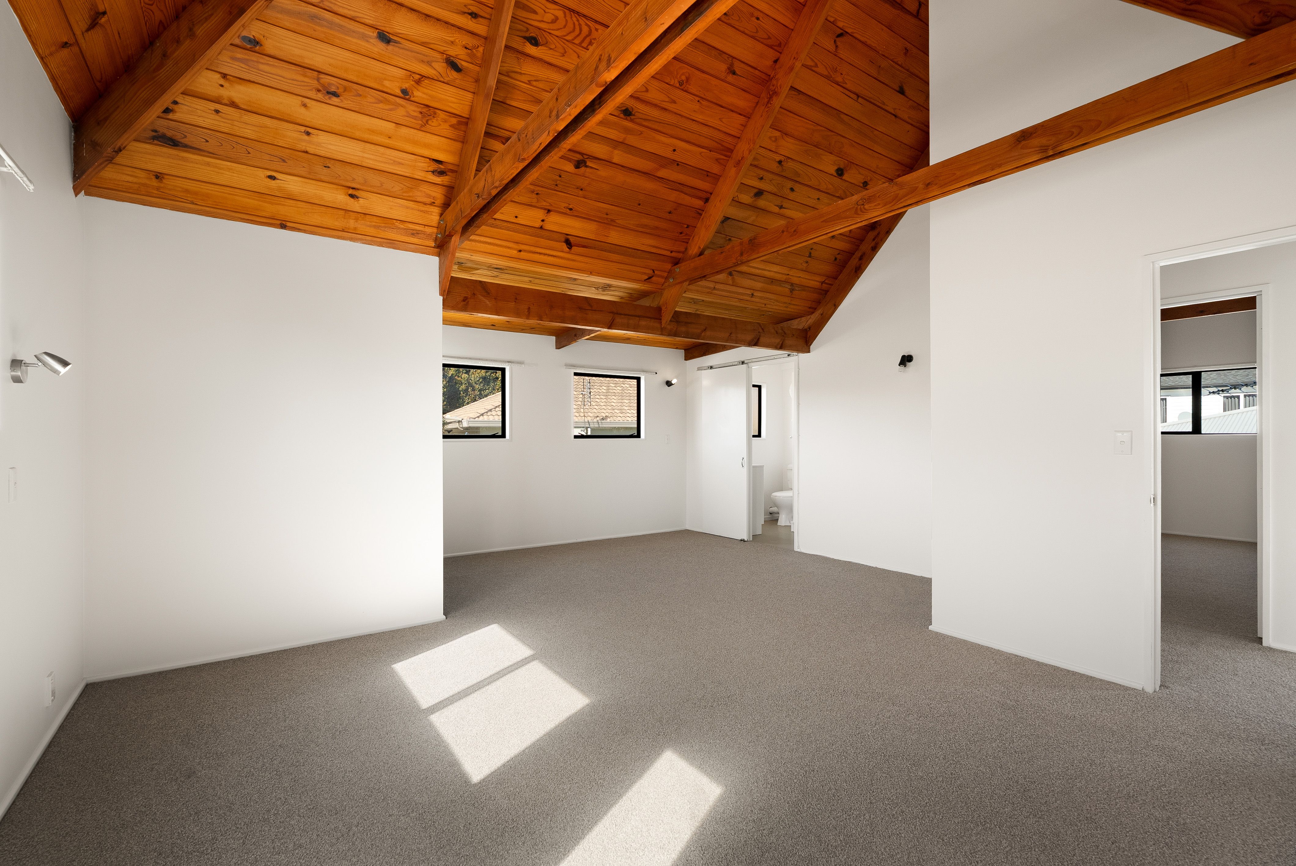 2/76 Moore Street, Howick, Manukau City