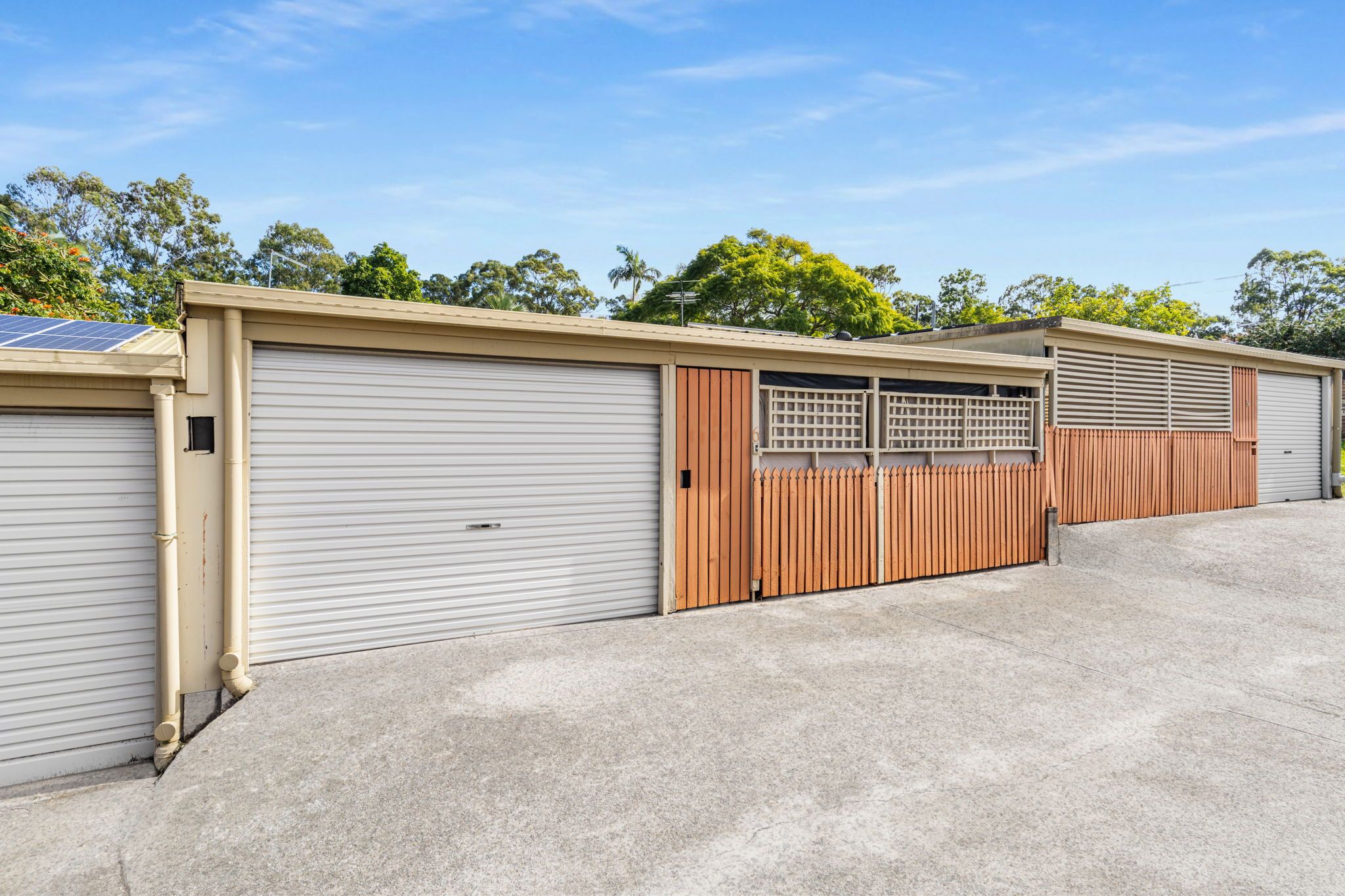 6/3 Bruce Road — photo 10 of 11