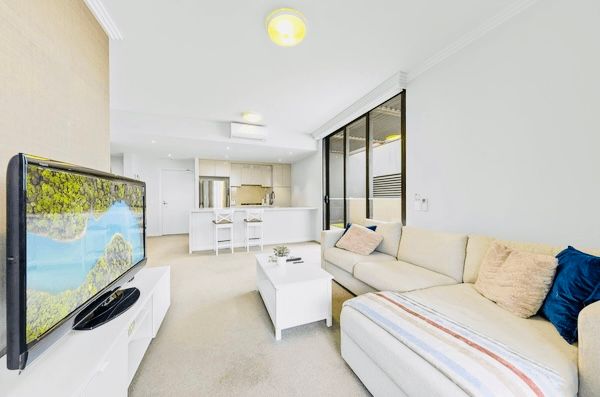 51 Hill Road, Wentworth Point NSW 2127