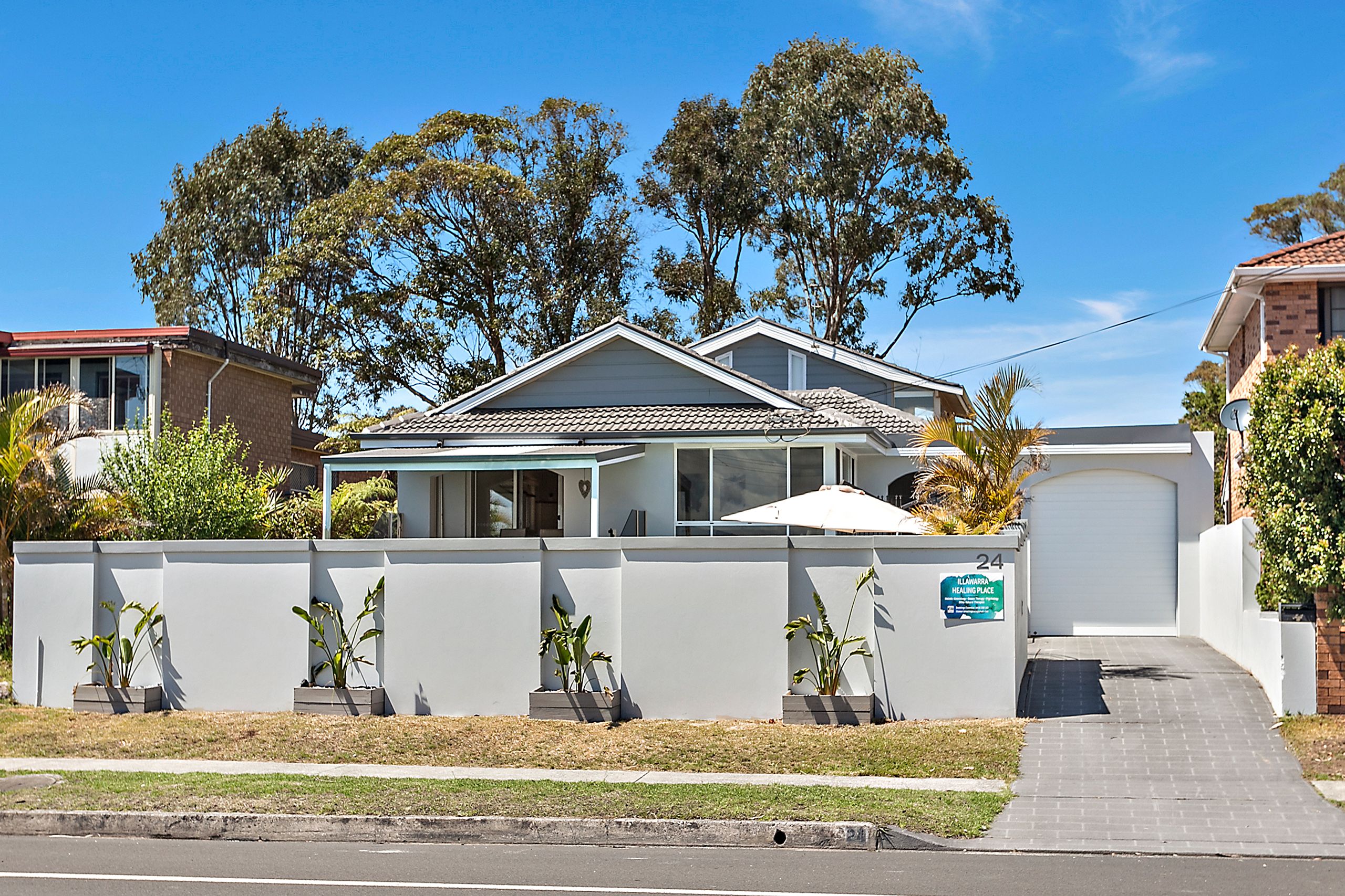 24 The Esplanade, Oak Flats, NSW 2529
