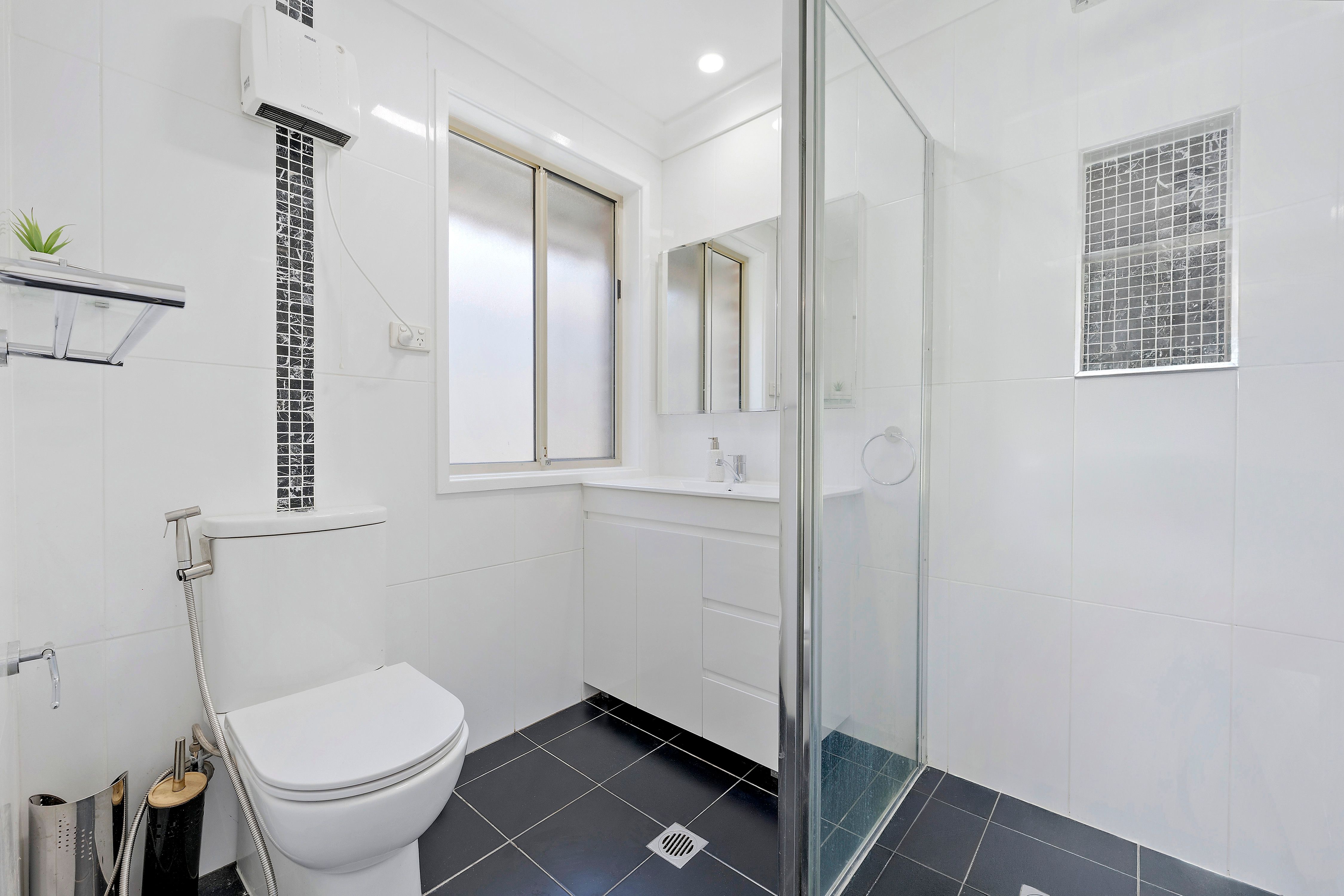 23 Whitehaven Avenue — photo 14 of 24