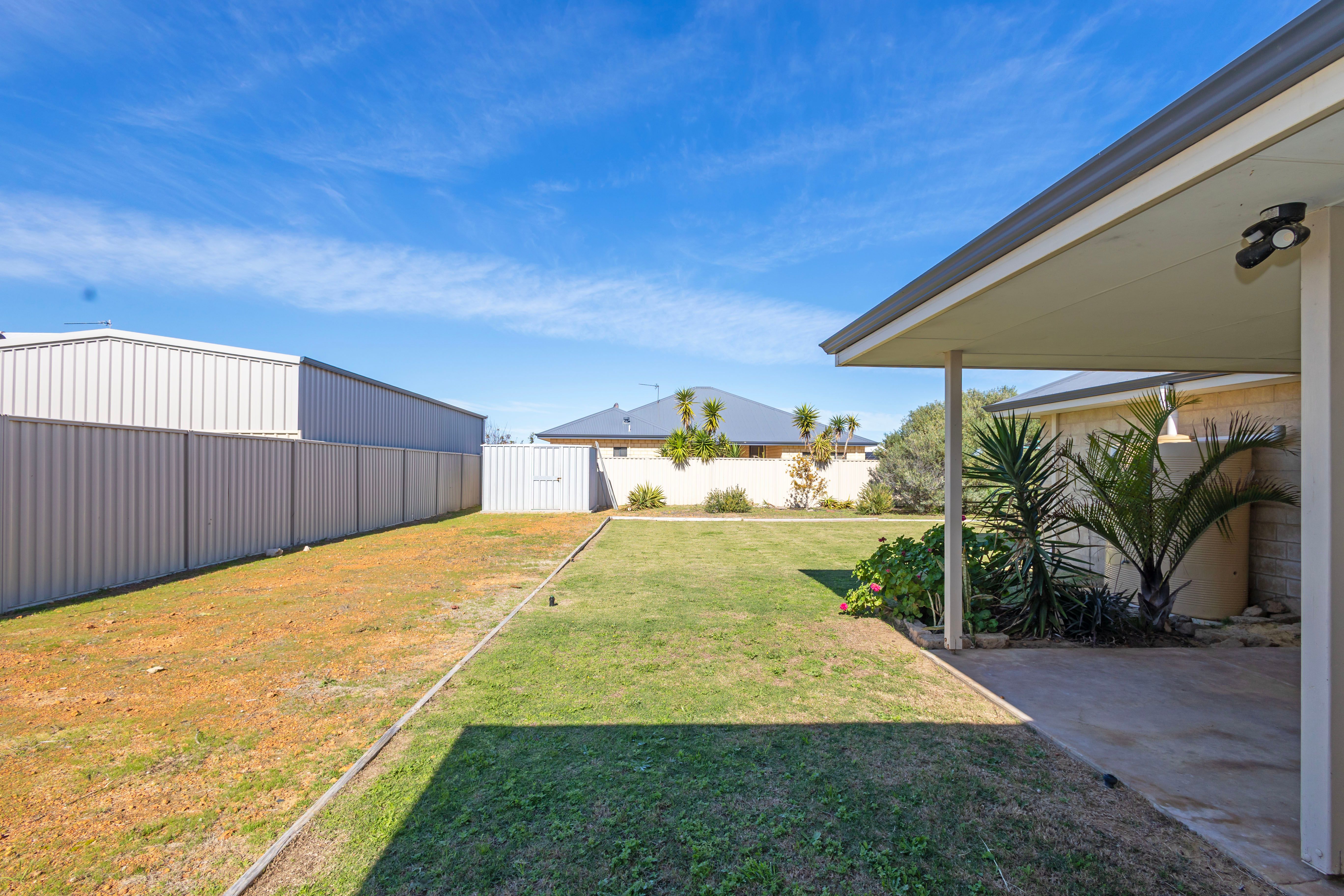 29 Dryandra Boulevard — photo 21 of 24