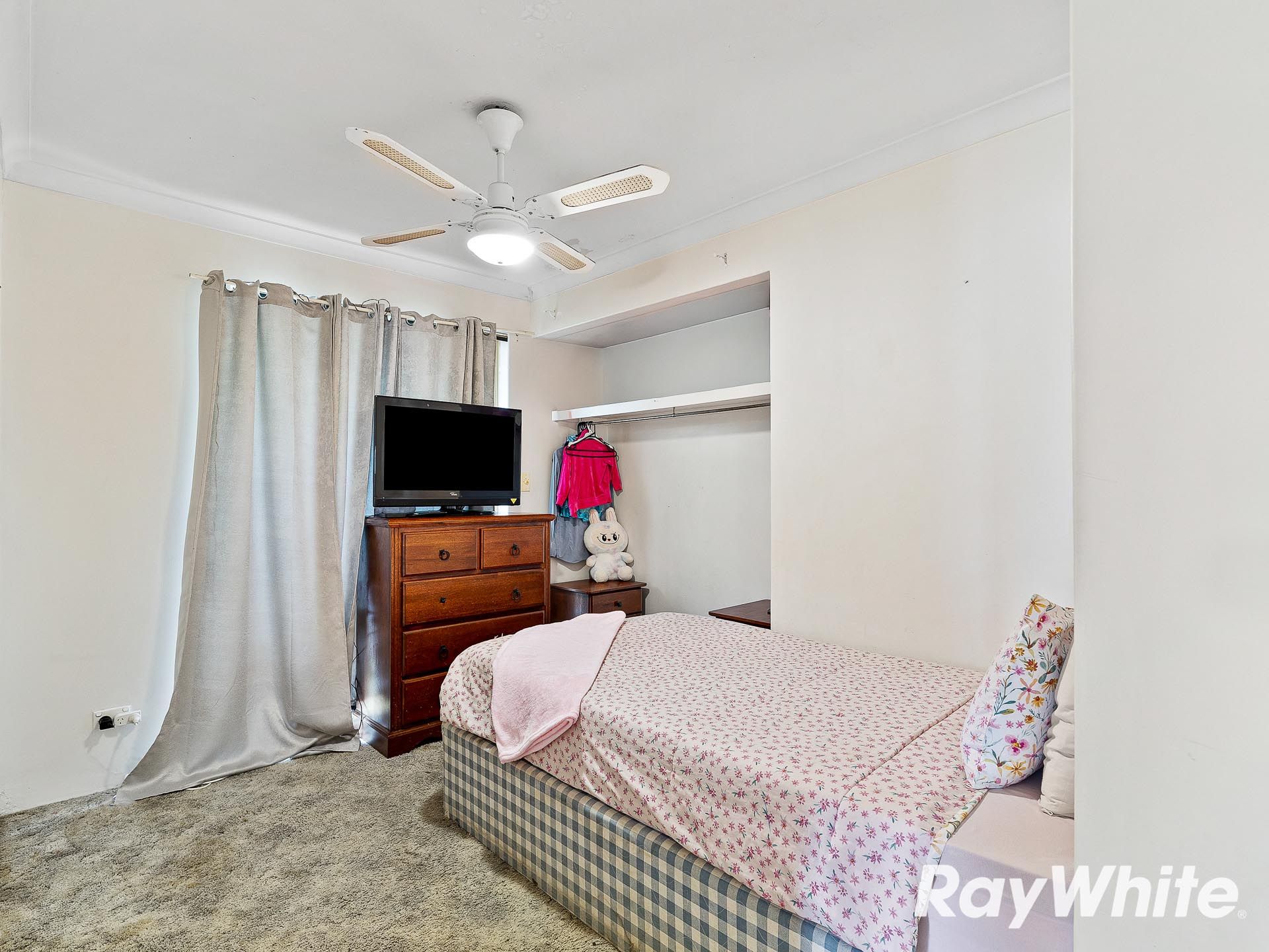 50 Marshall Avenue — photo 12 of 21