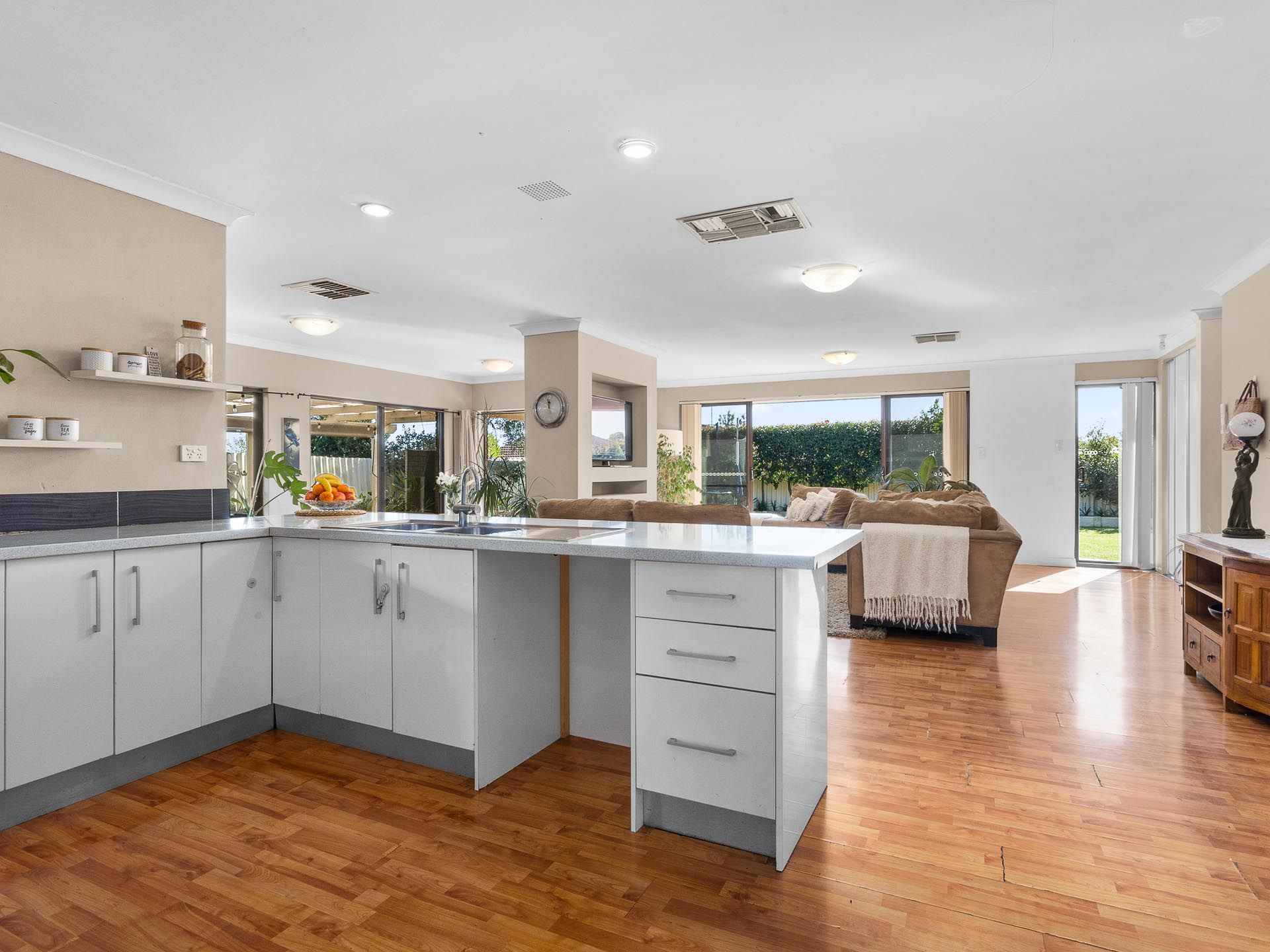 4 Indigo Place, South Lake, WA 6164