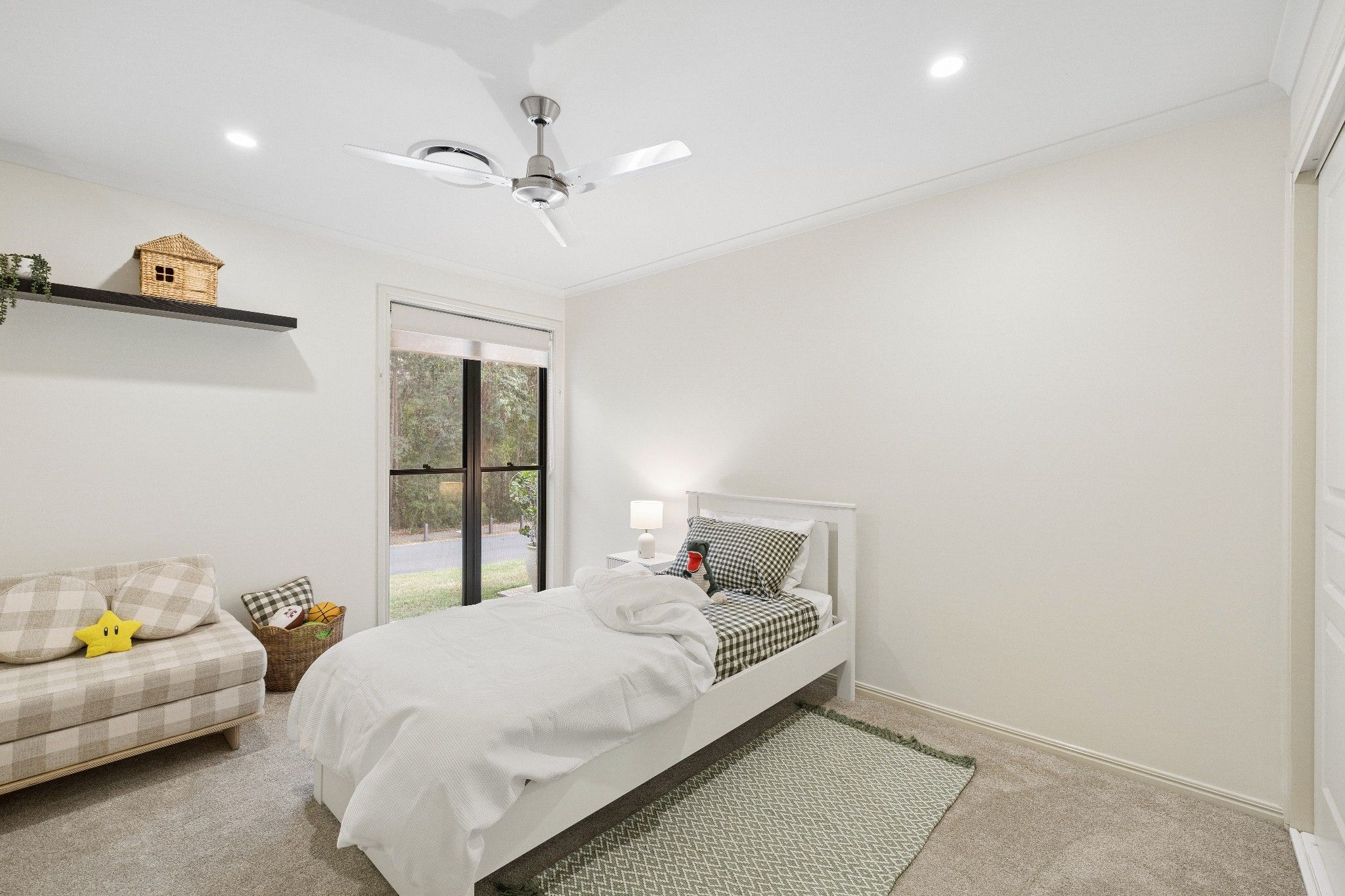 14 Bella Street — photo 12 of 23