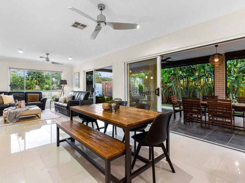 133 Kingfisher Drive, Upper Kedron, QLD 4055
