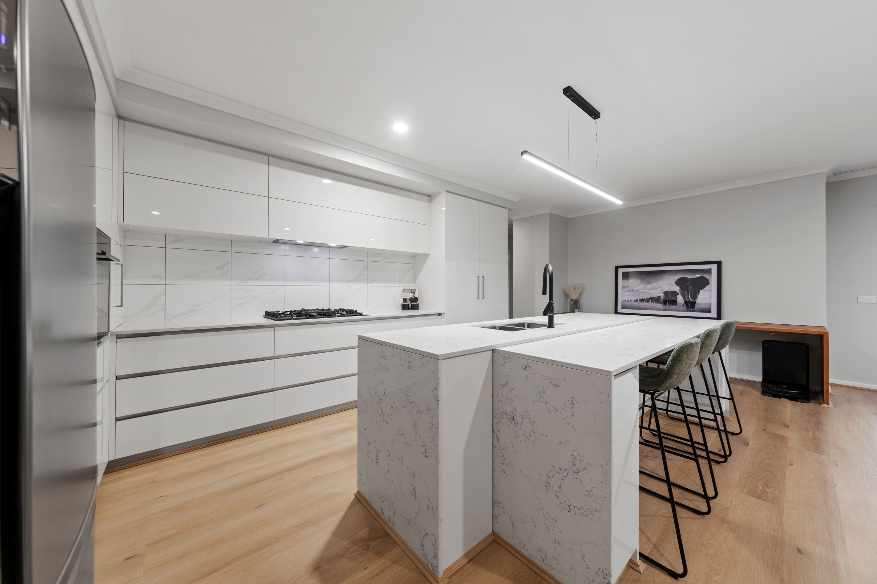 43 Altera Crescent — photo 4 of 30
