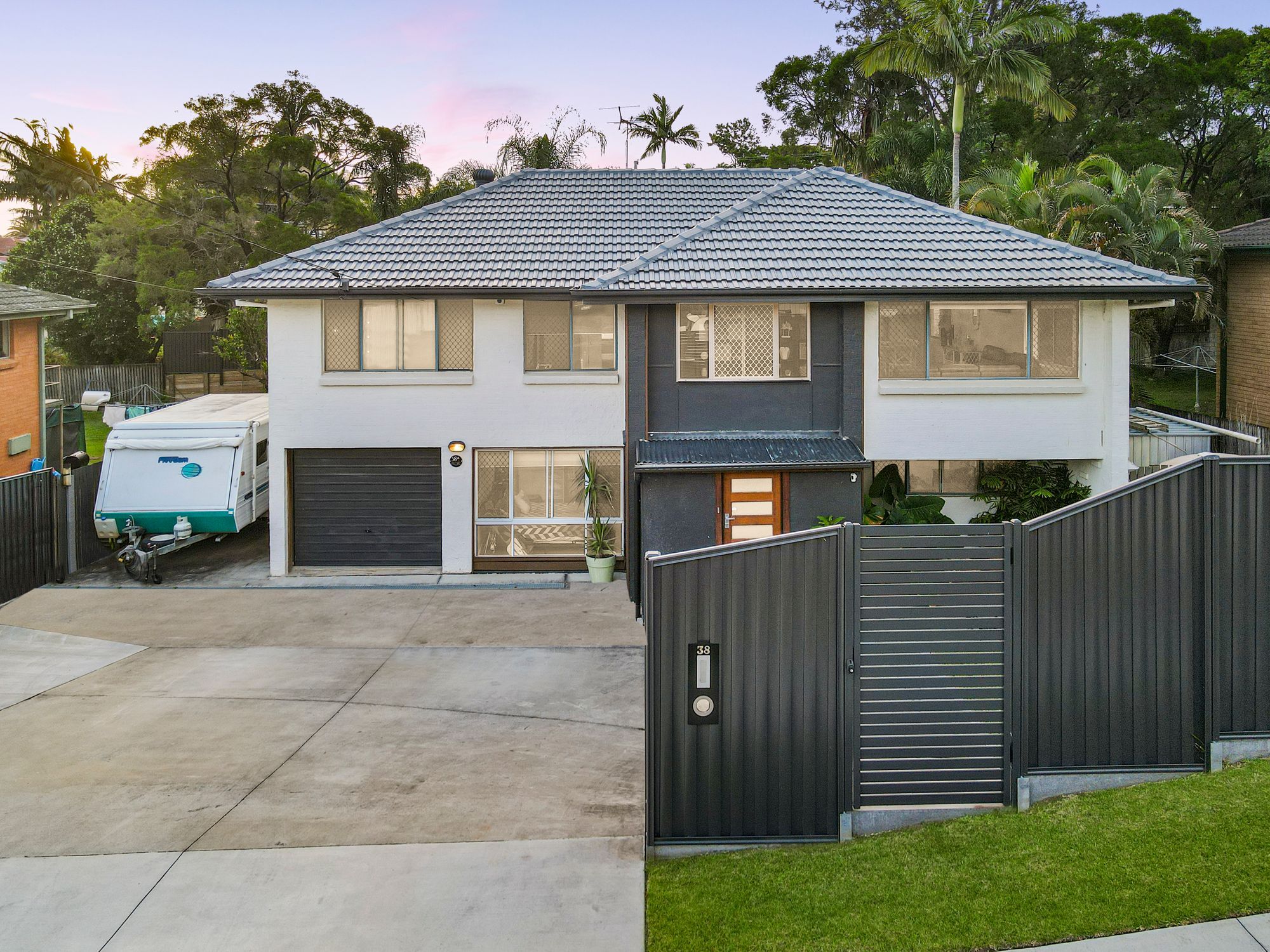 38 Donna Avenue, Rochedale South QLD 4123
