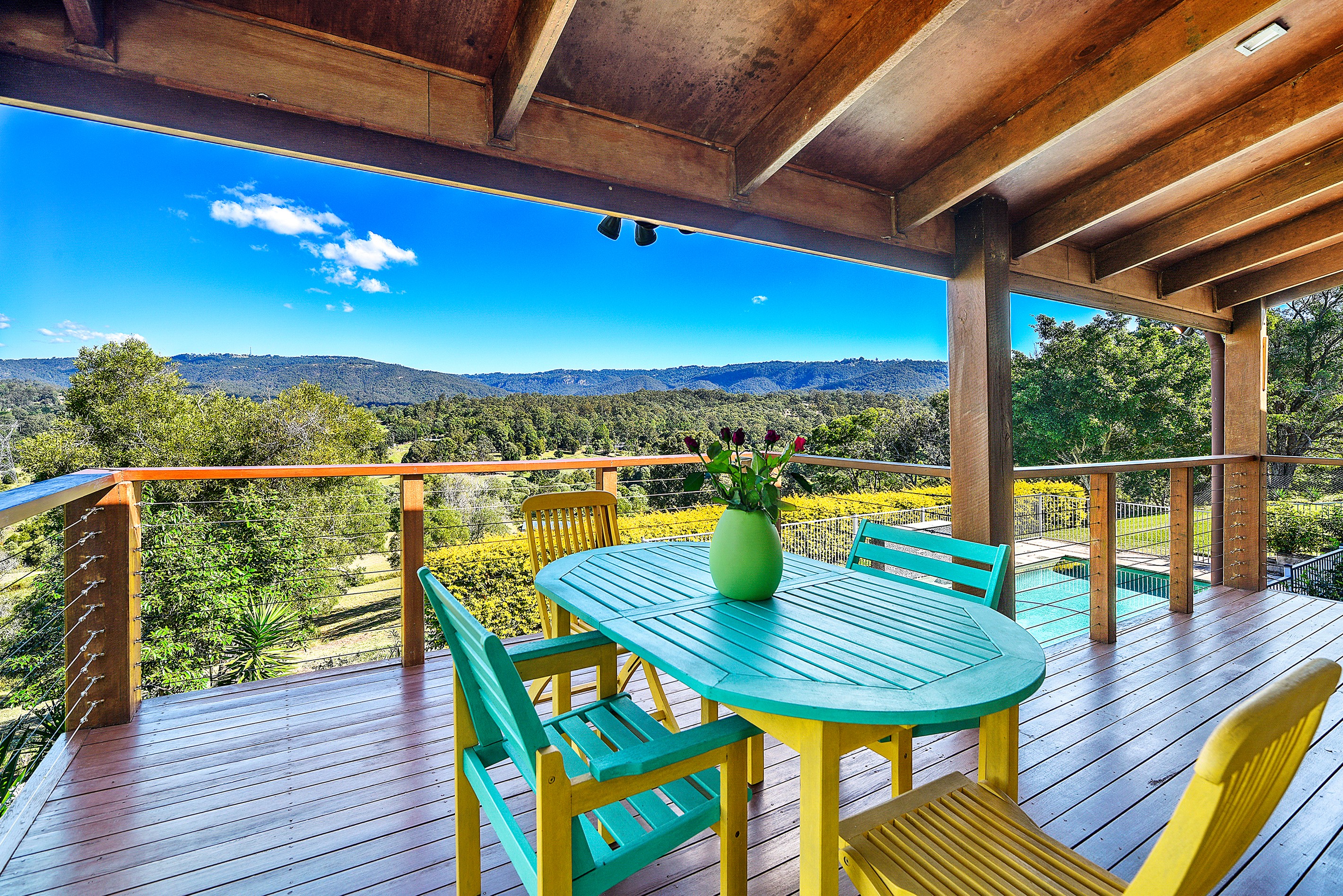 18 Abbott Court, Guanaba, QLD 4210